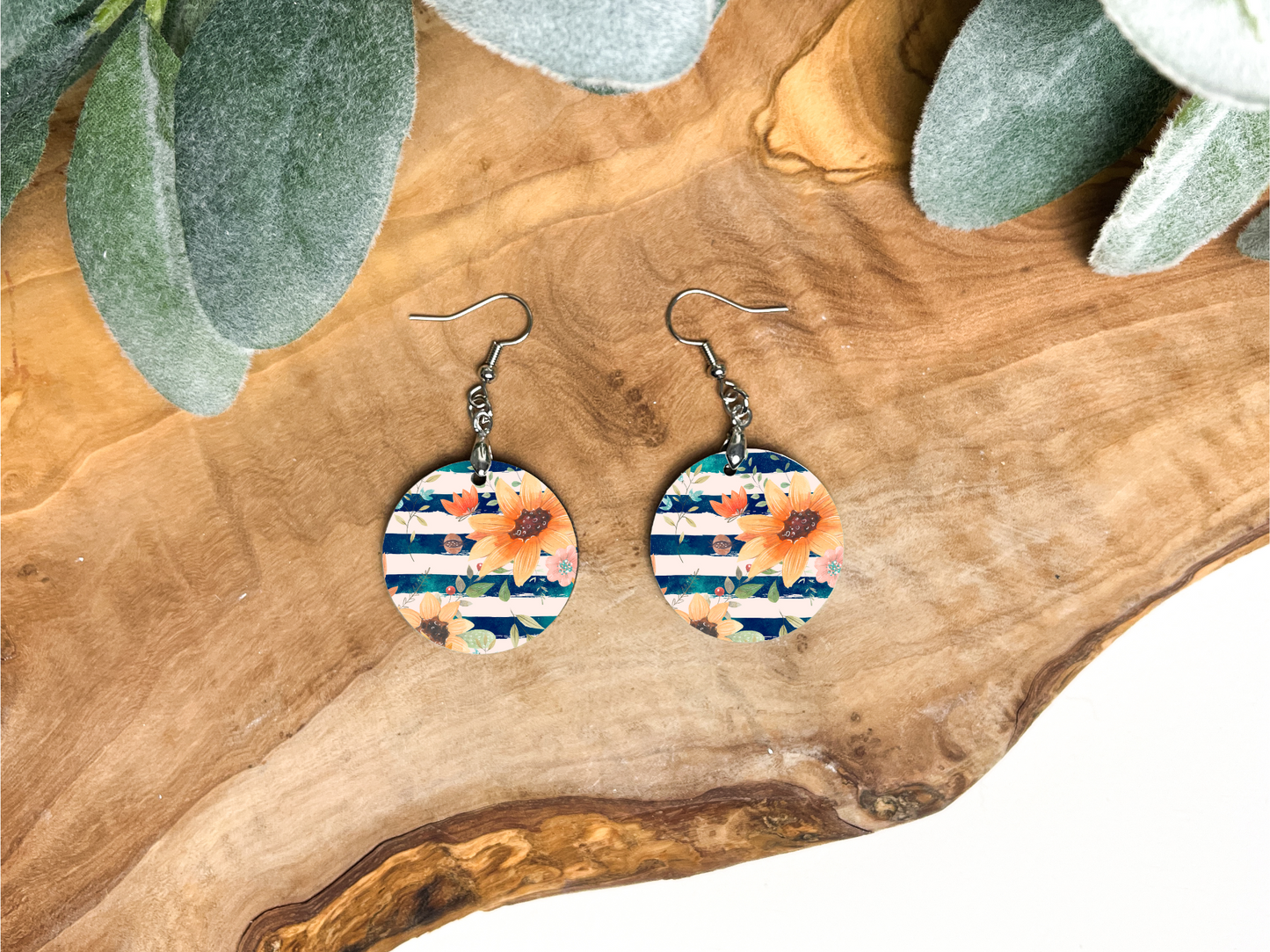Black & White Stripped Floral Round Earrings