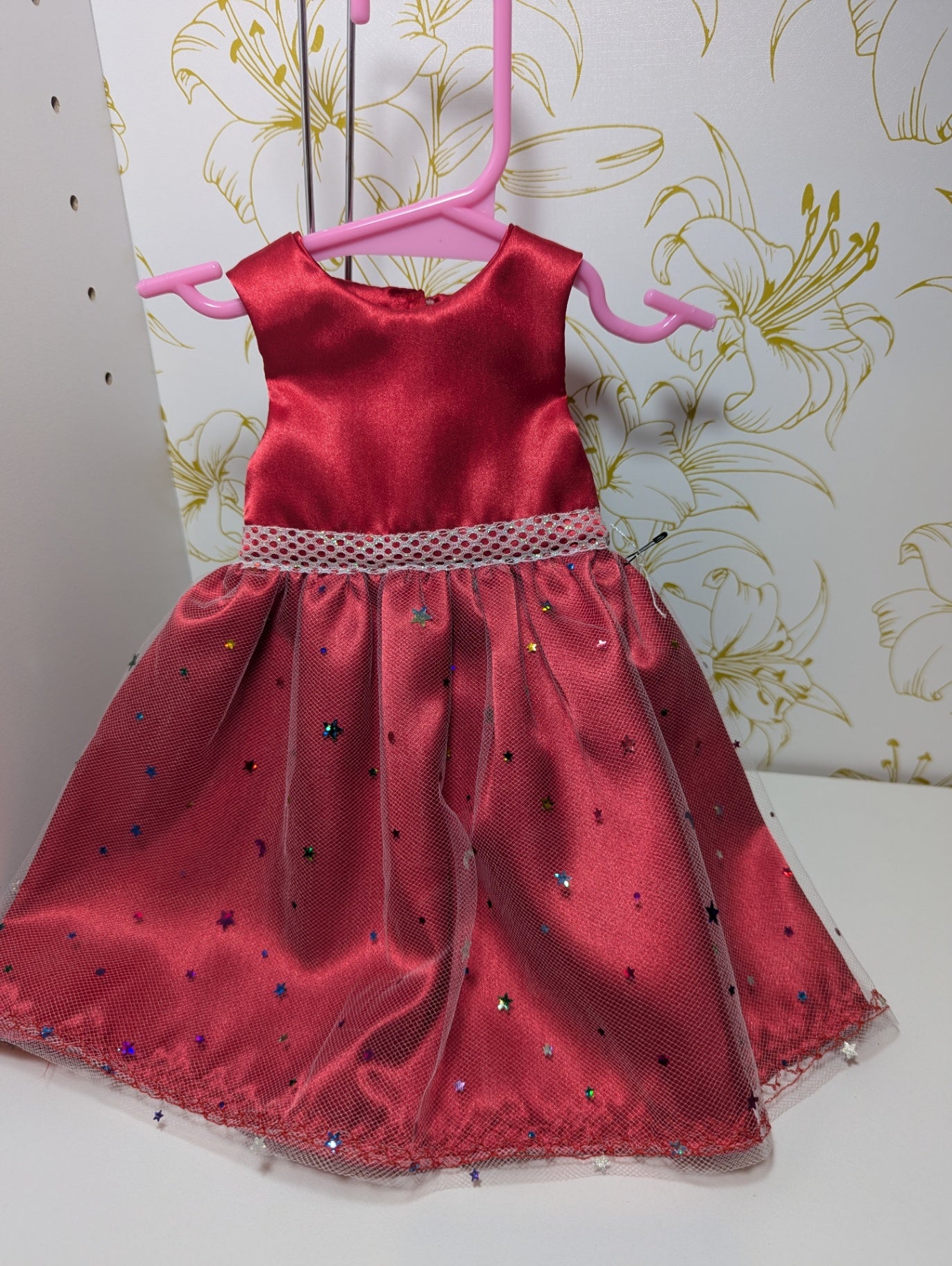 Mama Bear Sewing Den LLC Accessories - - Red Fancy