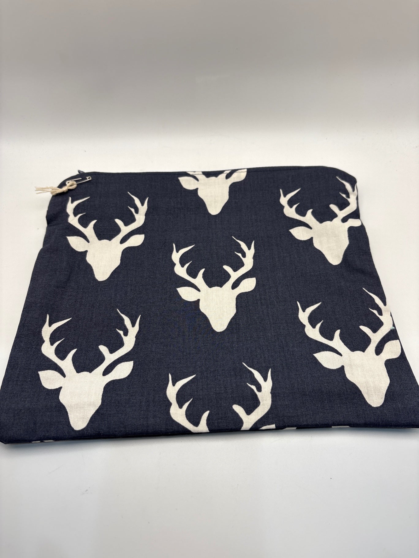 Pink Dahlia Designs Accessories - Navy Blue and White - 9.50" x 7.50" x 6.50"
