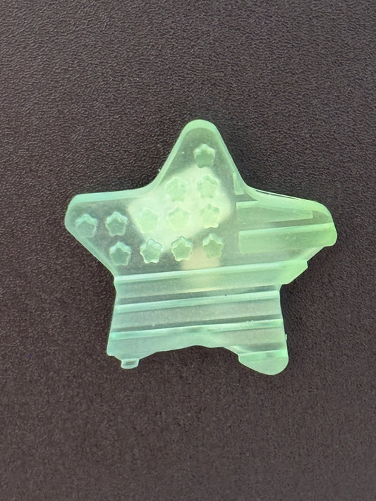 Magnet - Patriotic - Green - Glow in the Dark - 2"