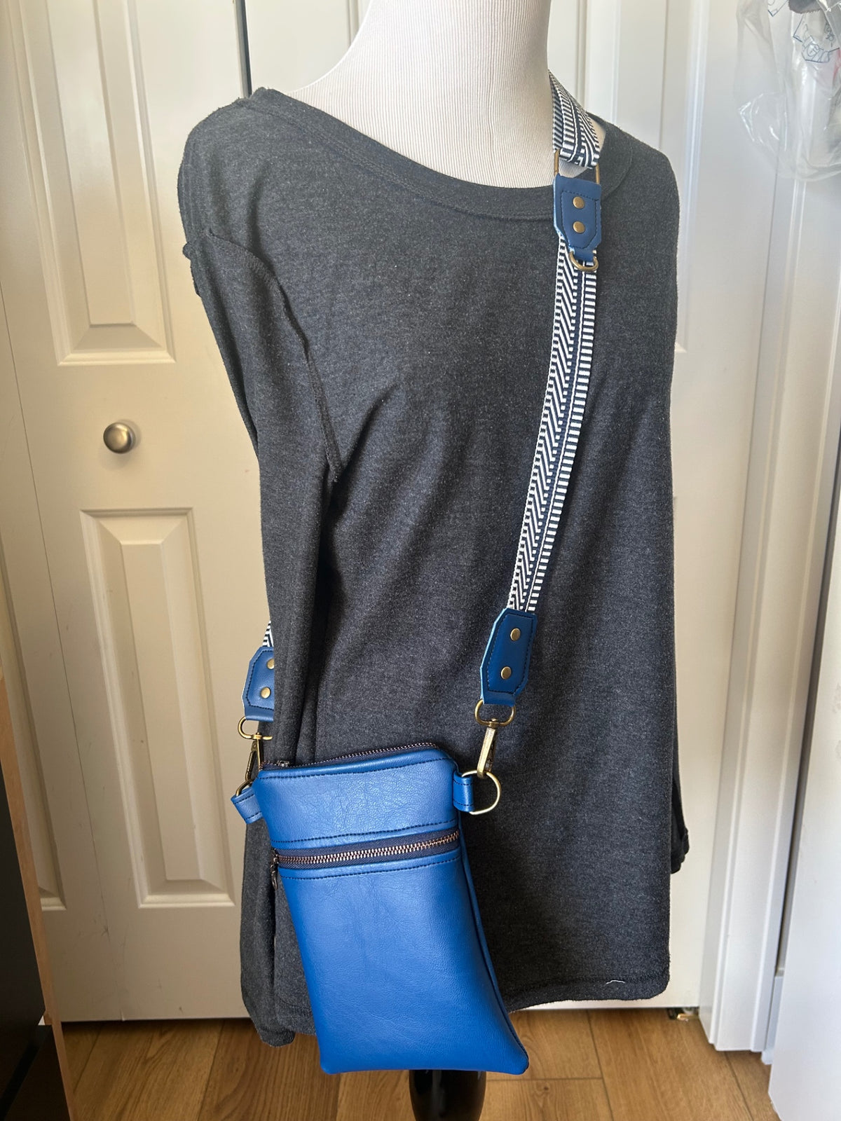 Phone strap with pouch Blue - One size