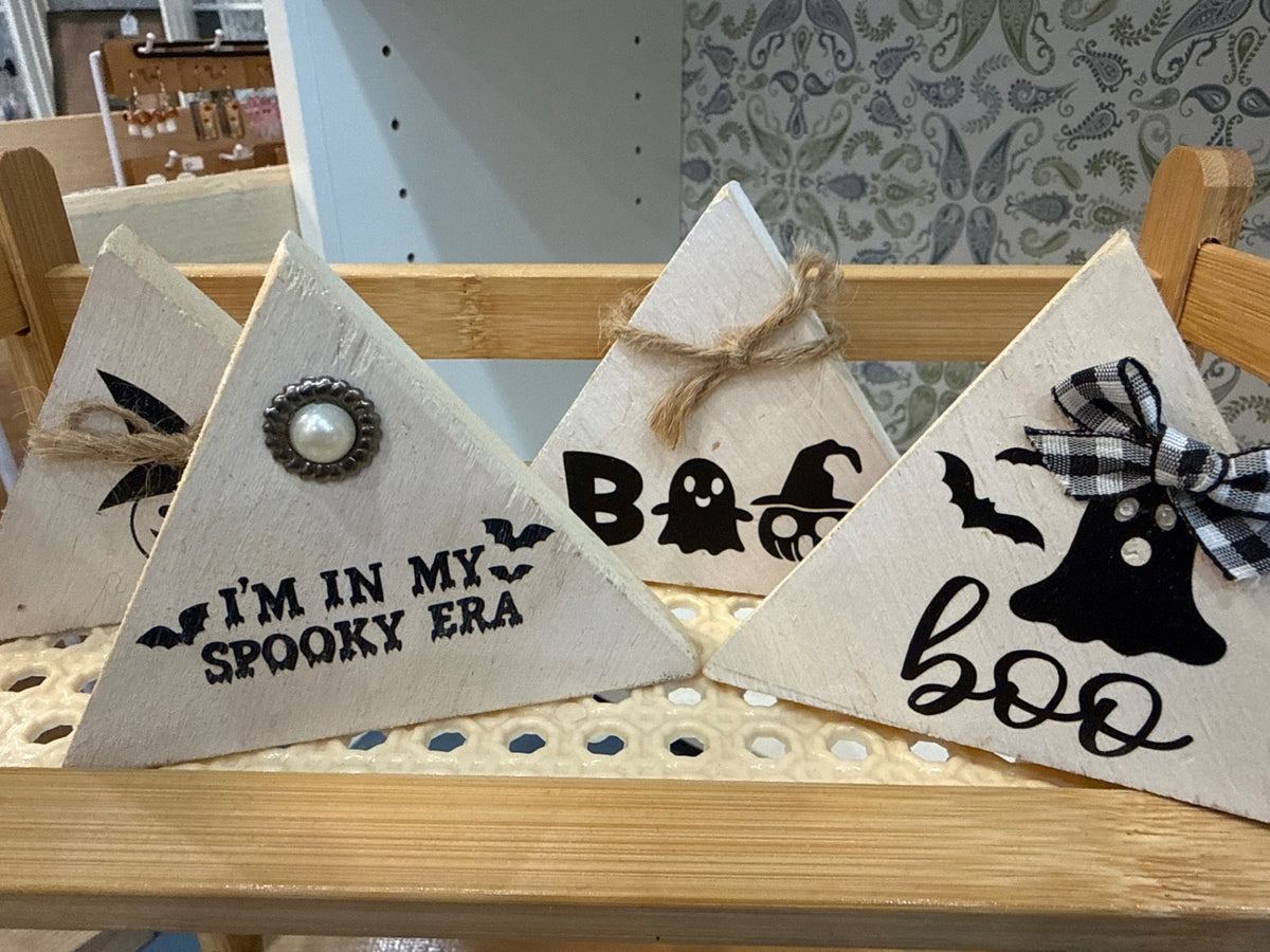 Unknown Home Decor - Cream/Beige with Black accents - Triangular plaques, approximate dimension 10x10 cm