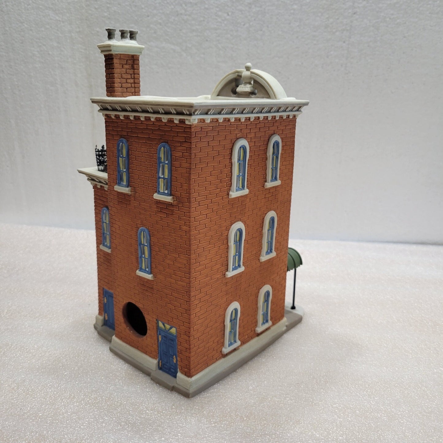 Department 56 Christmas in the City - Ivy Terrace Apartments #5887-4