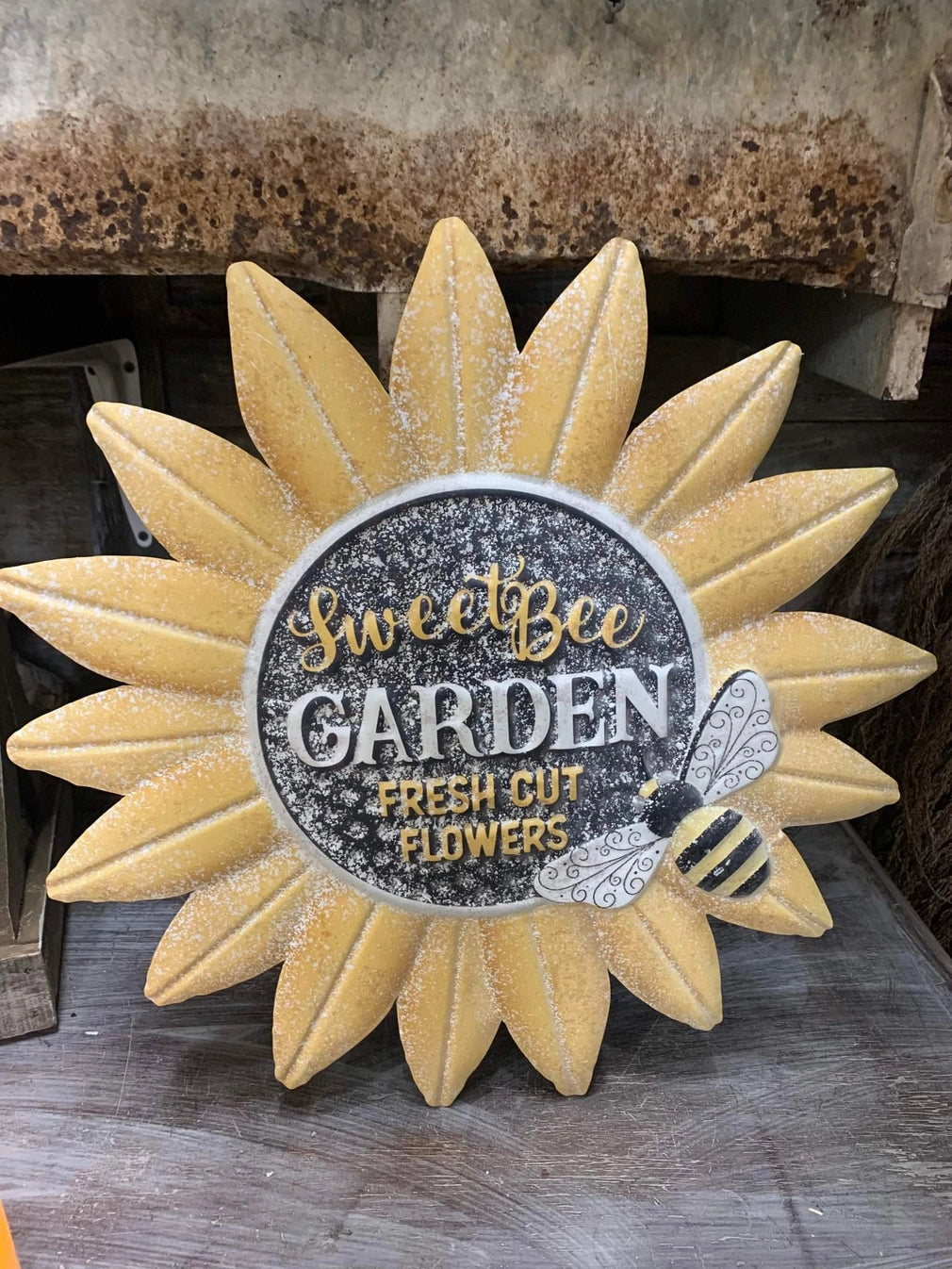 Sunflower Bee Sign - 19in