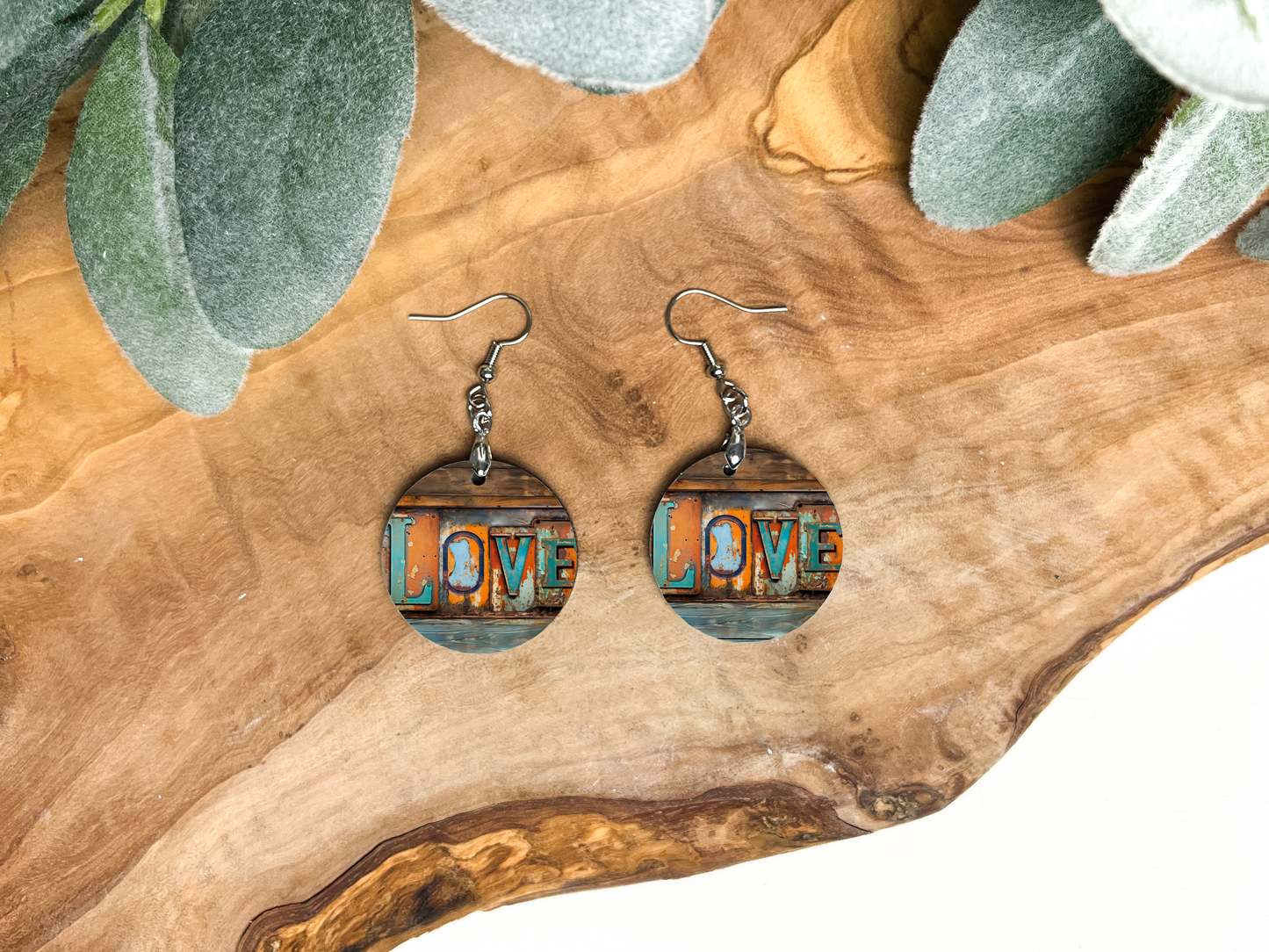 Round Earrings (E116R) - LOVE