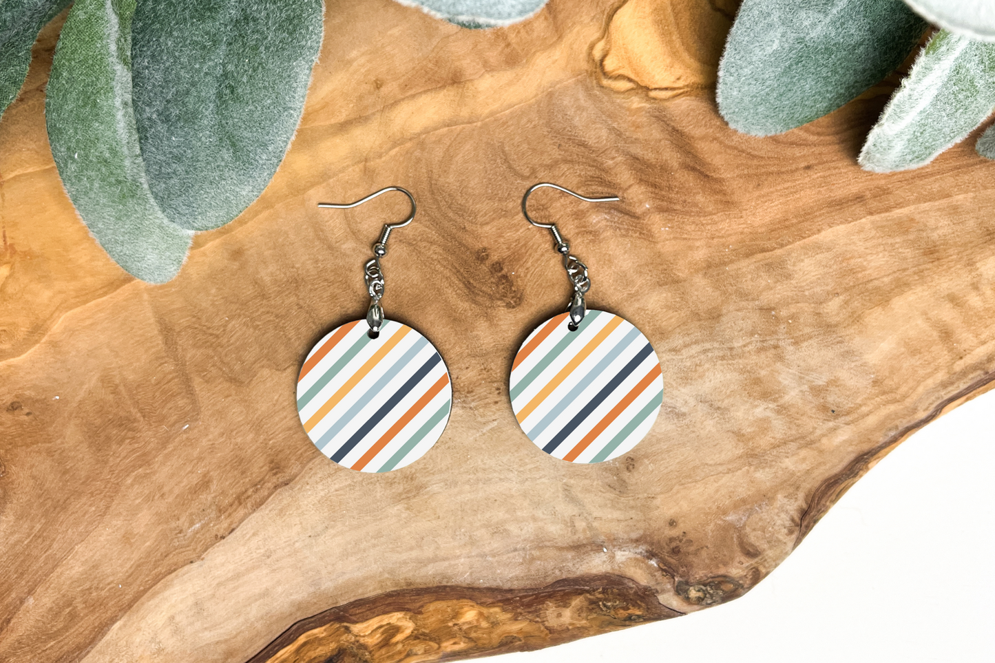 Simply stripped Round Earrings