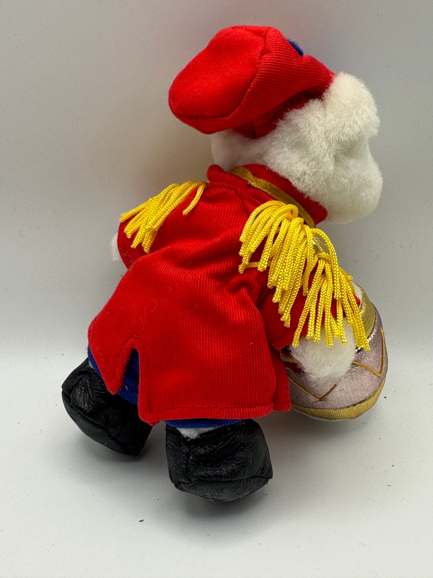 Ganz “Ringgo” Bear – HX5326 Vintage Plush Collectible