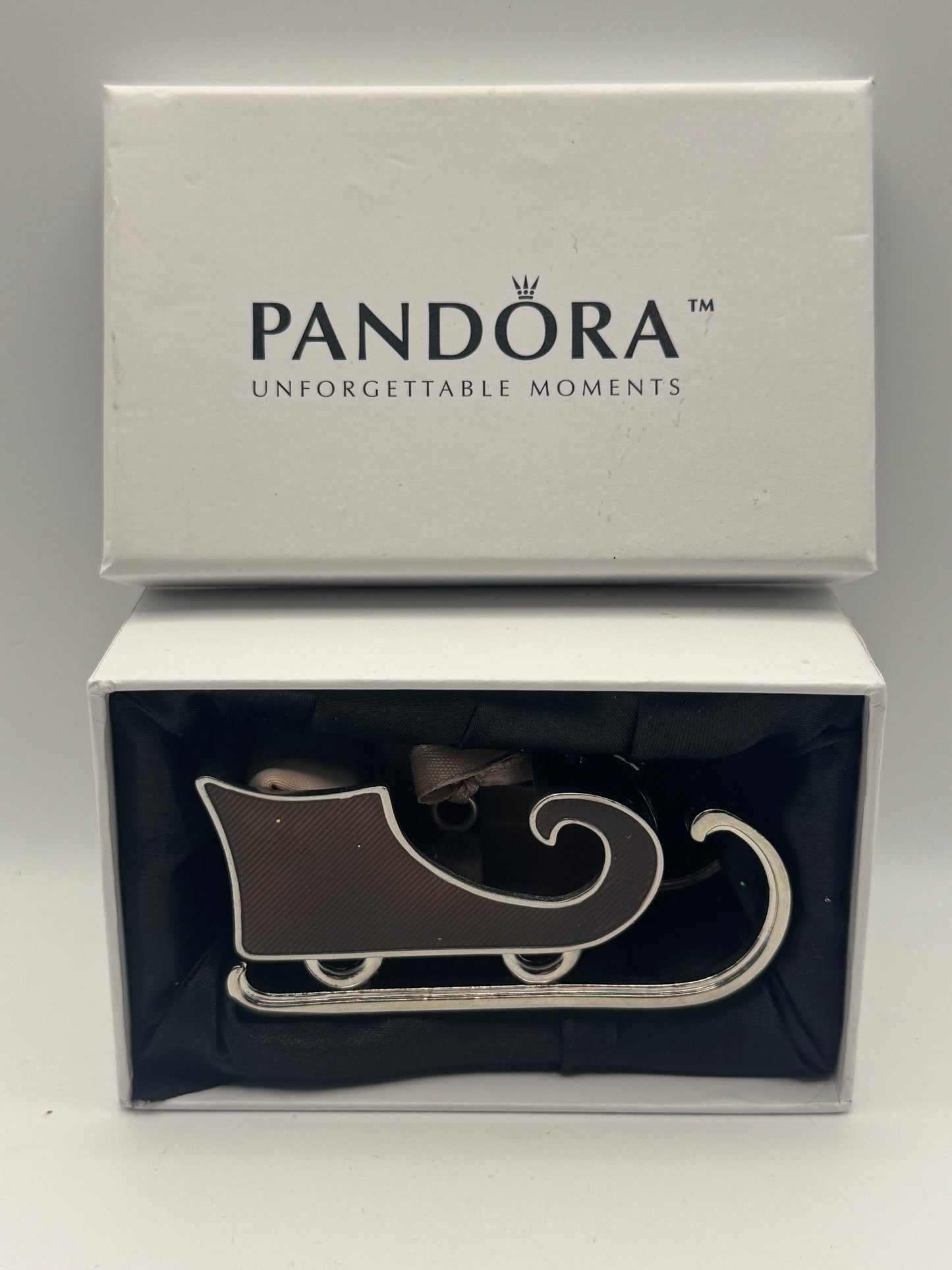 Pandora “Unforgettable Moments” Christmas Sleigh Ornament – 2010 Metal & Crystal Collectible