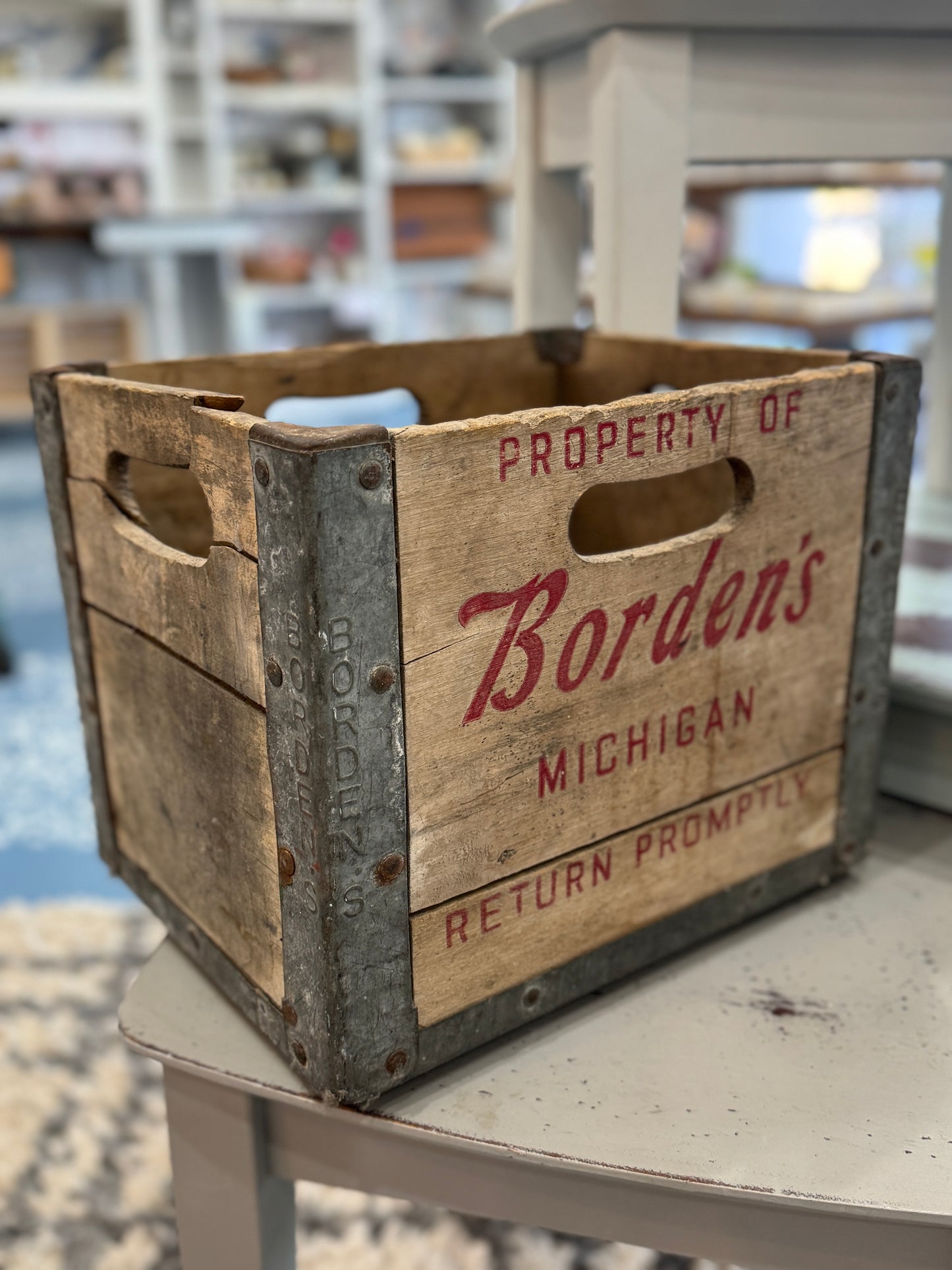 Borden’s Michigan Vintage Wooden Milk Crate