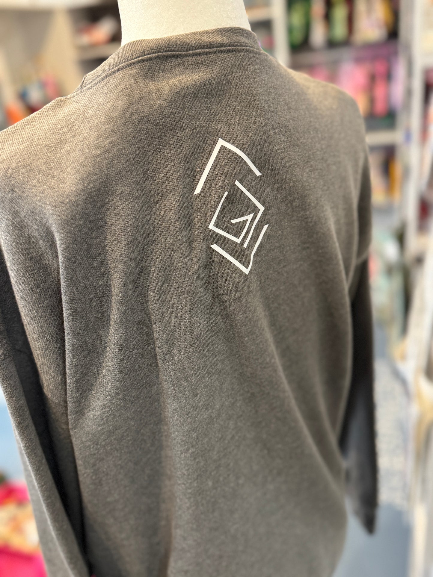 “God Is Great” Graphic Crewneck Sweatshirt – Heather Gray (Size Medium)