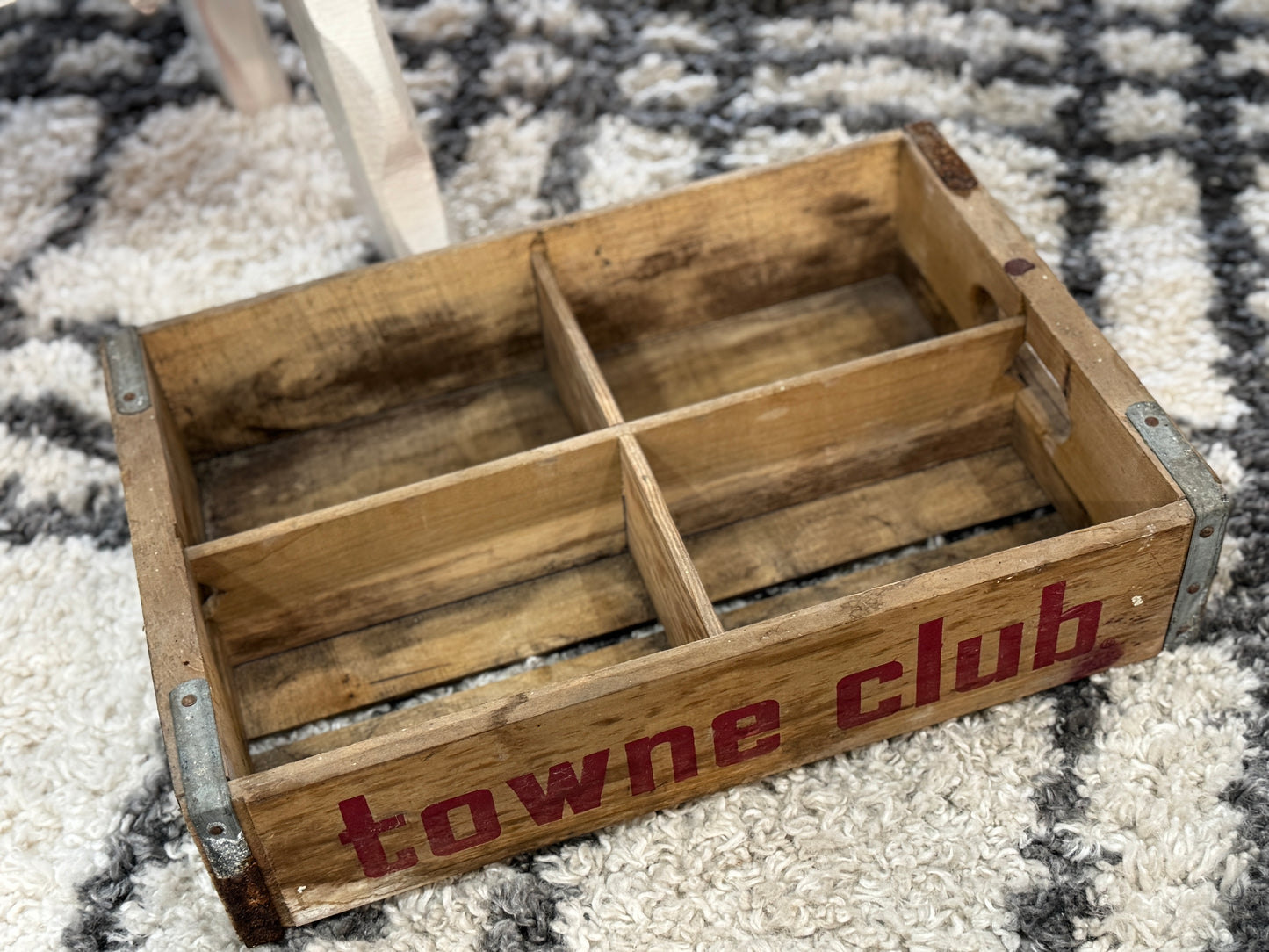 Vintage Towne Club Wooden Crate