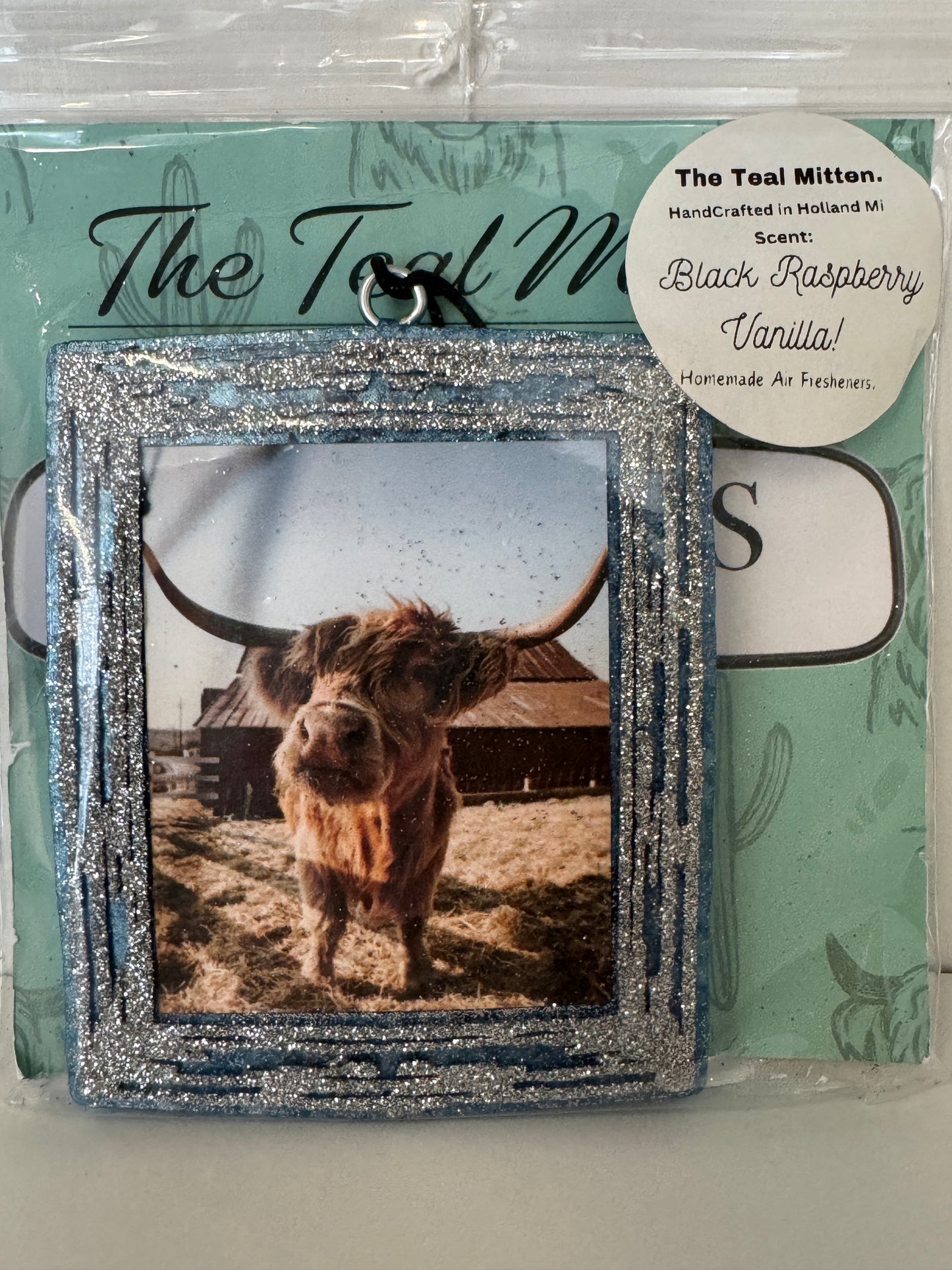 Air Freshener - Black Raspberry Vanilla - Freshie Highland Cow Picture
