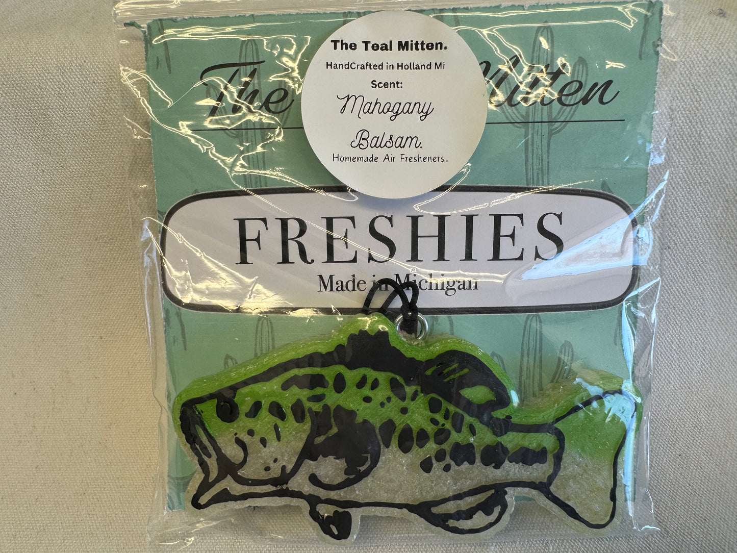Air Freshener - Mahogany Balsam - Freshie Small Bass