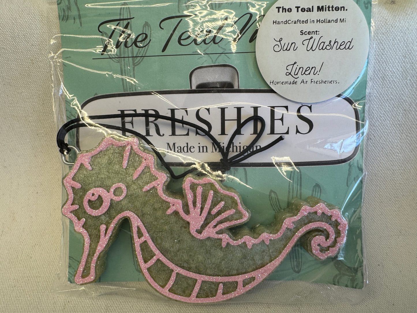 Air Freshener - Sun Washed Linen - Freshie Seahorse