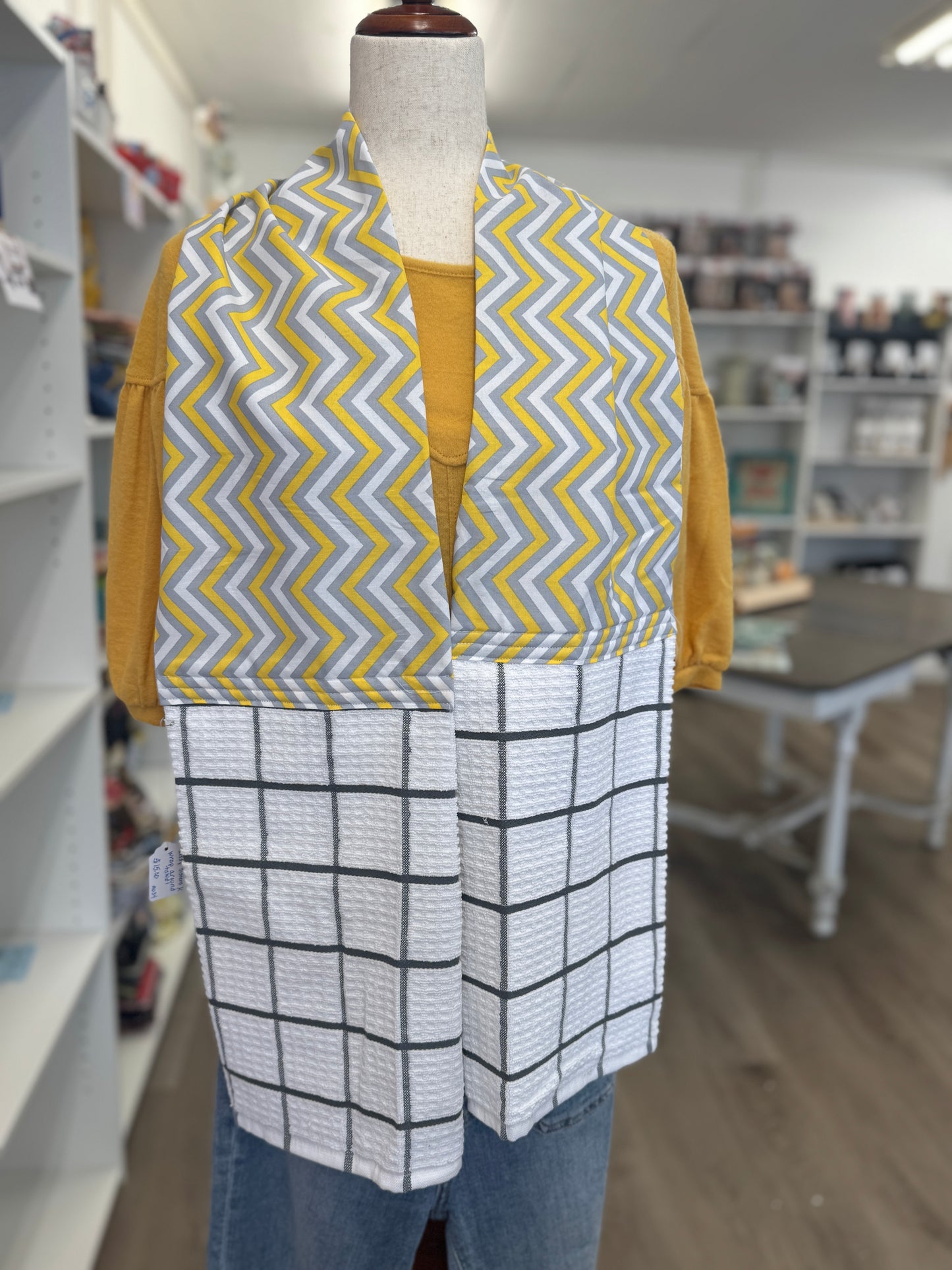 Handmade Wrap-Around Neck Towel (5)