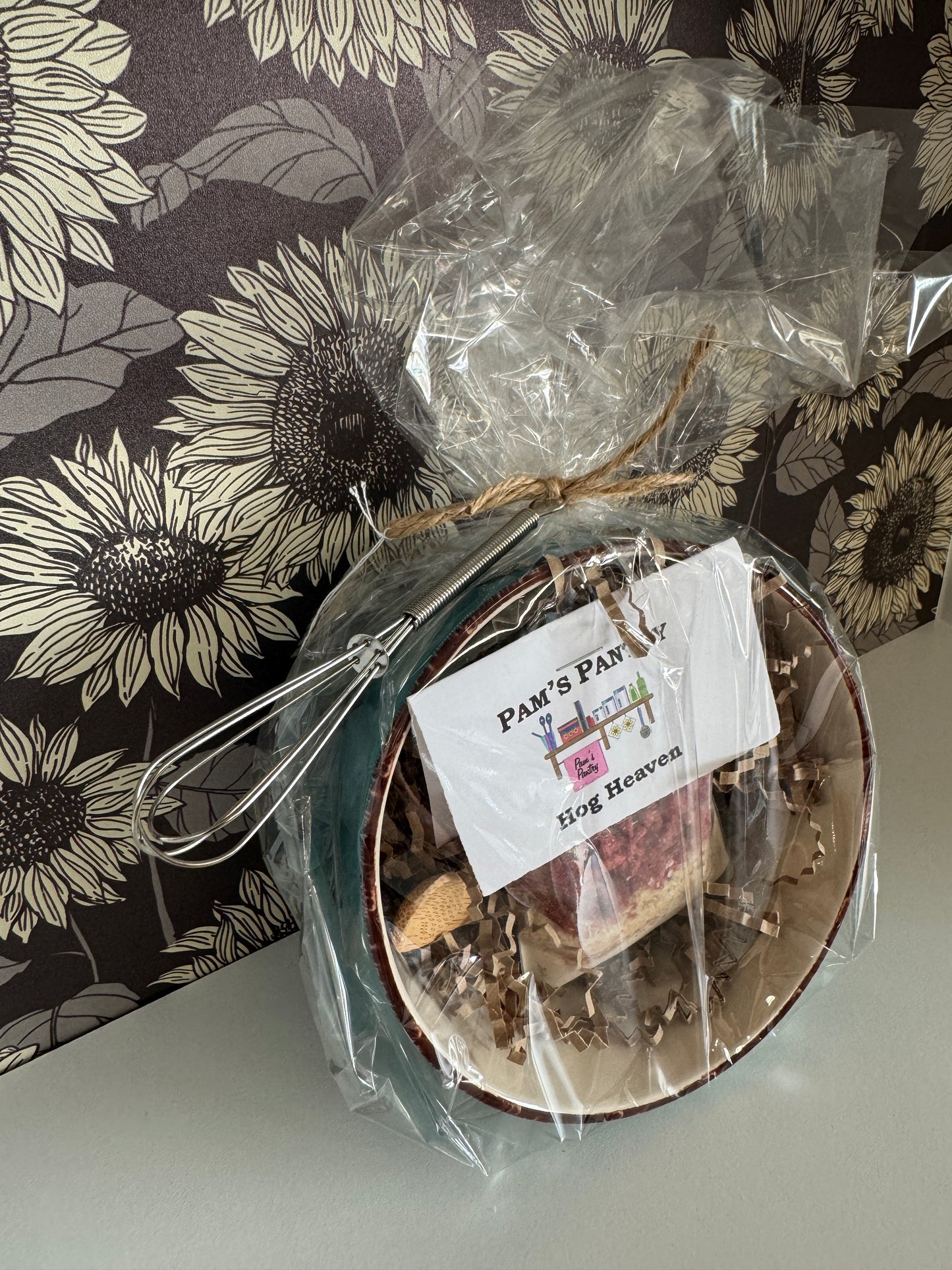 *Gift Set* Hog Heaven w/bowl, spoon & whisk