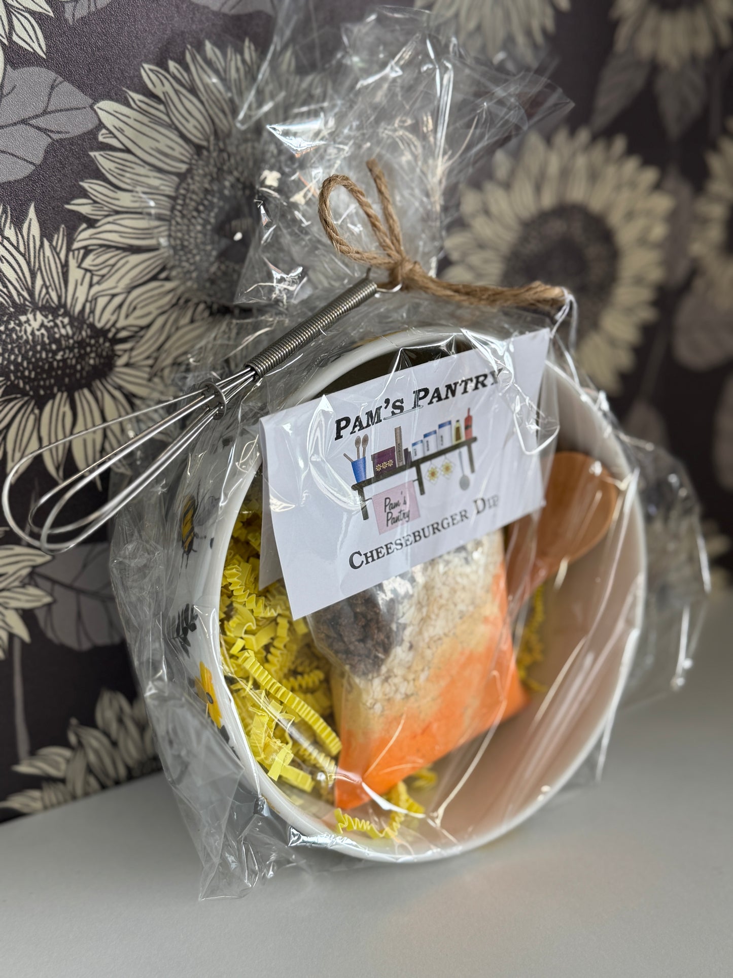 *Gift Set* Cheeseburger Dip w/bowl, spoon & whisk