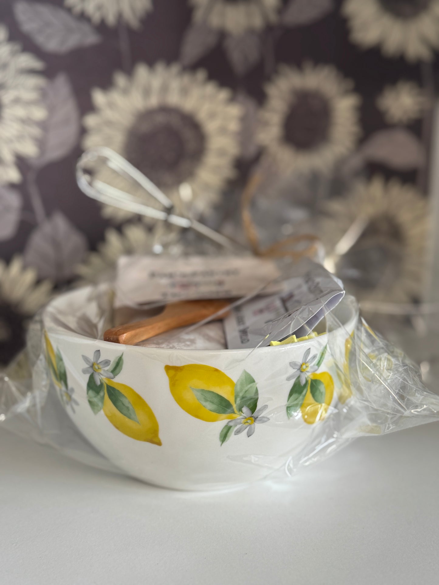 *Gift Set* Tiramisu & Beef Jerky Spread w/bowl, spoon & whisk