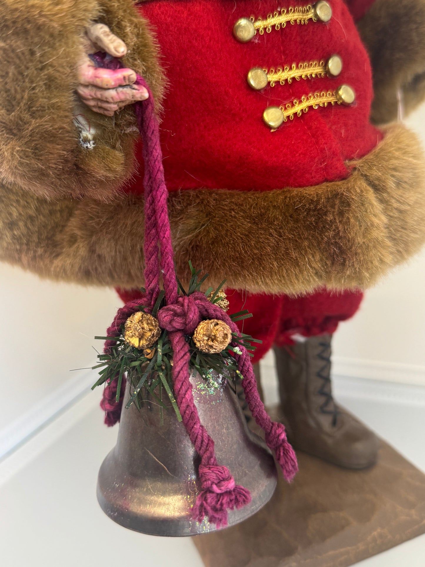 Vintage Collection - Santa w/ Bell