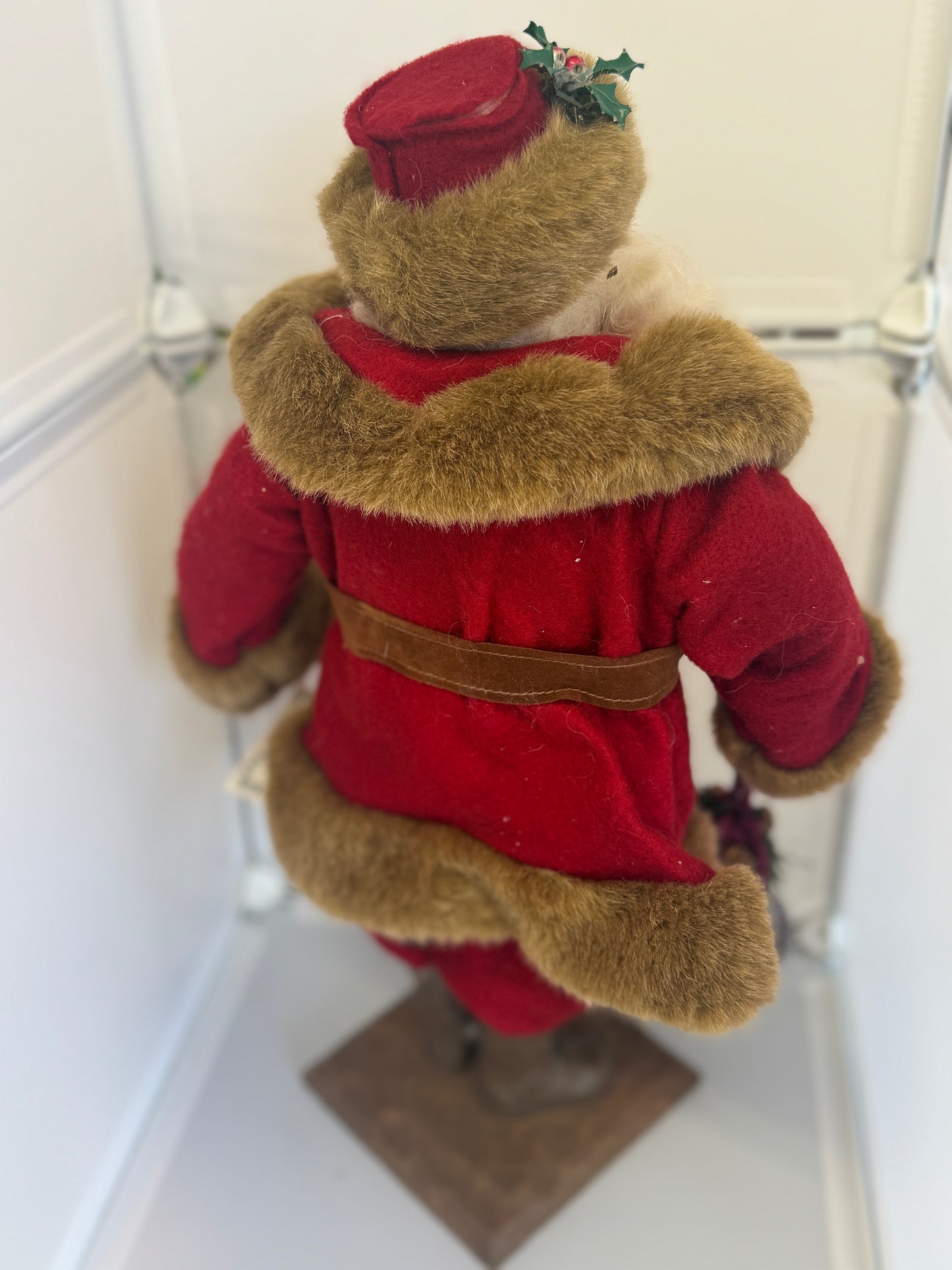 Vintage Collection - Santa w/ Bell