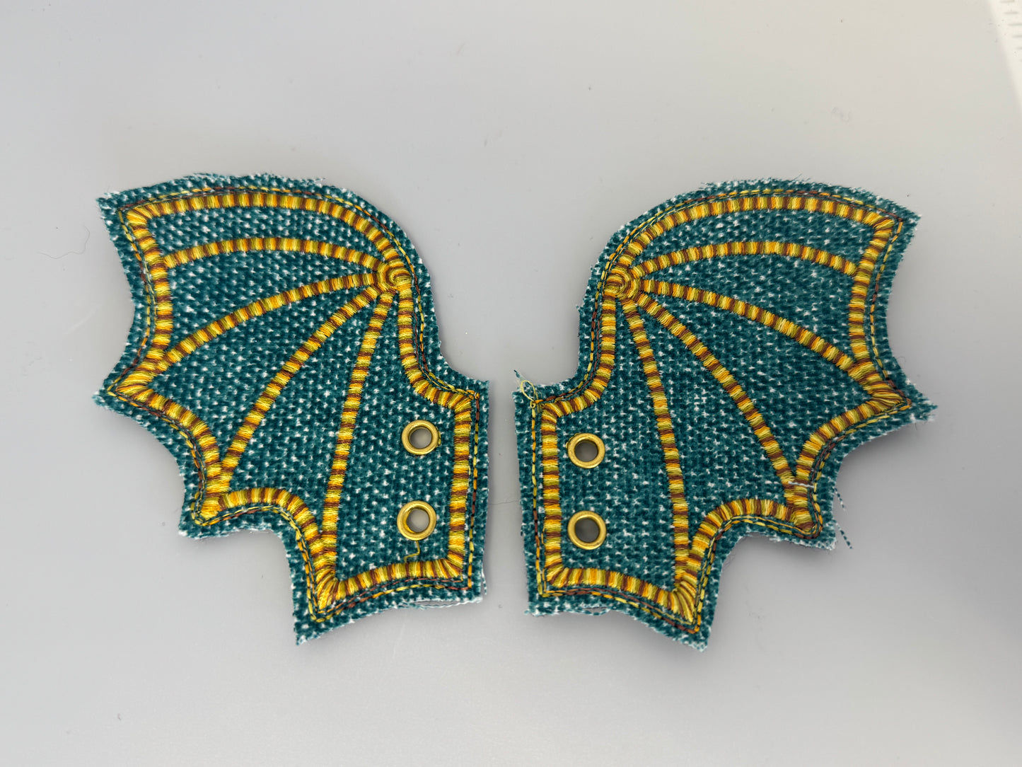 Hand-Sewn Shoe Wings – Fun Lace-On Boot/Shoe Accessories