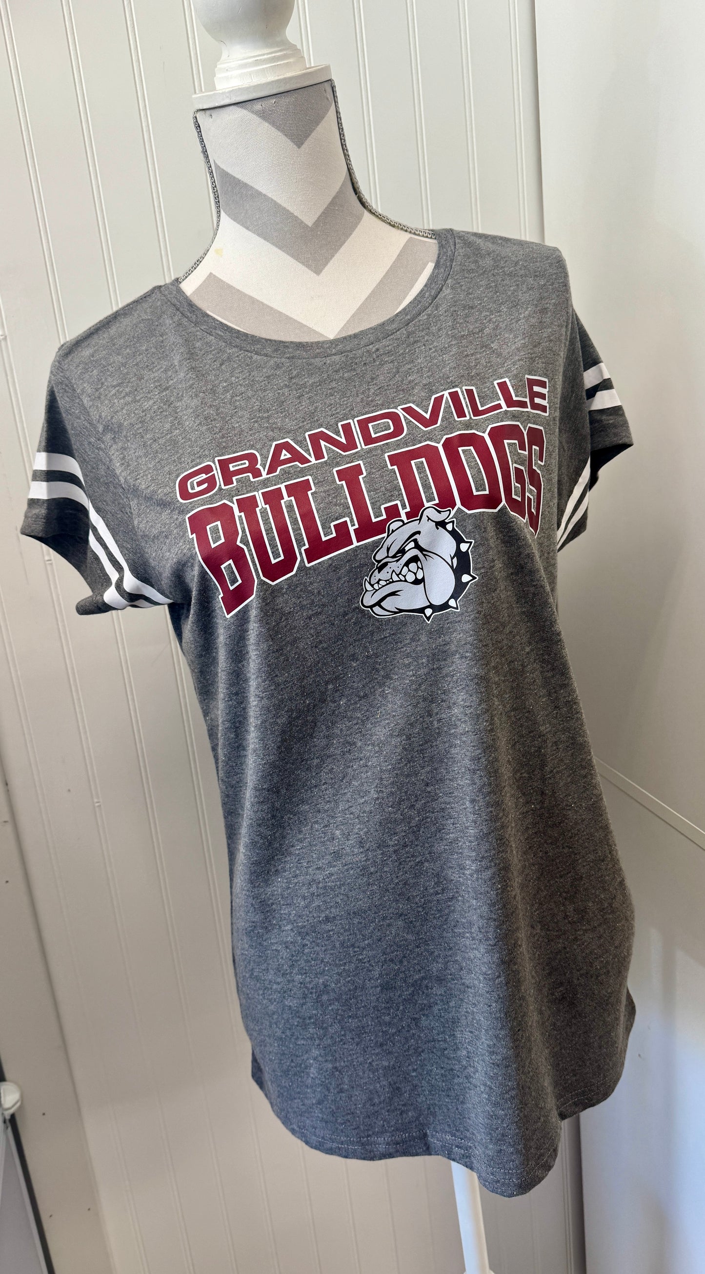 Show Your Spirit! - Grandville Bulldogs - Short Sleeve Shirt