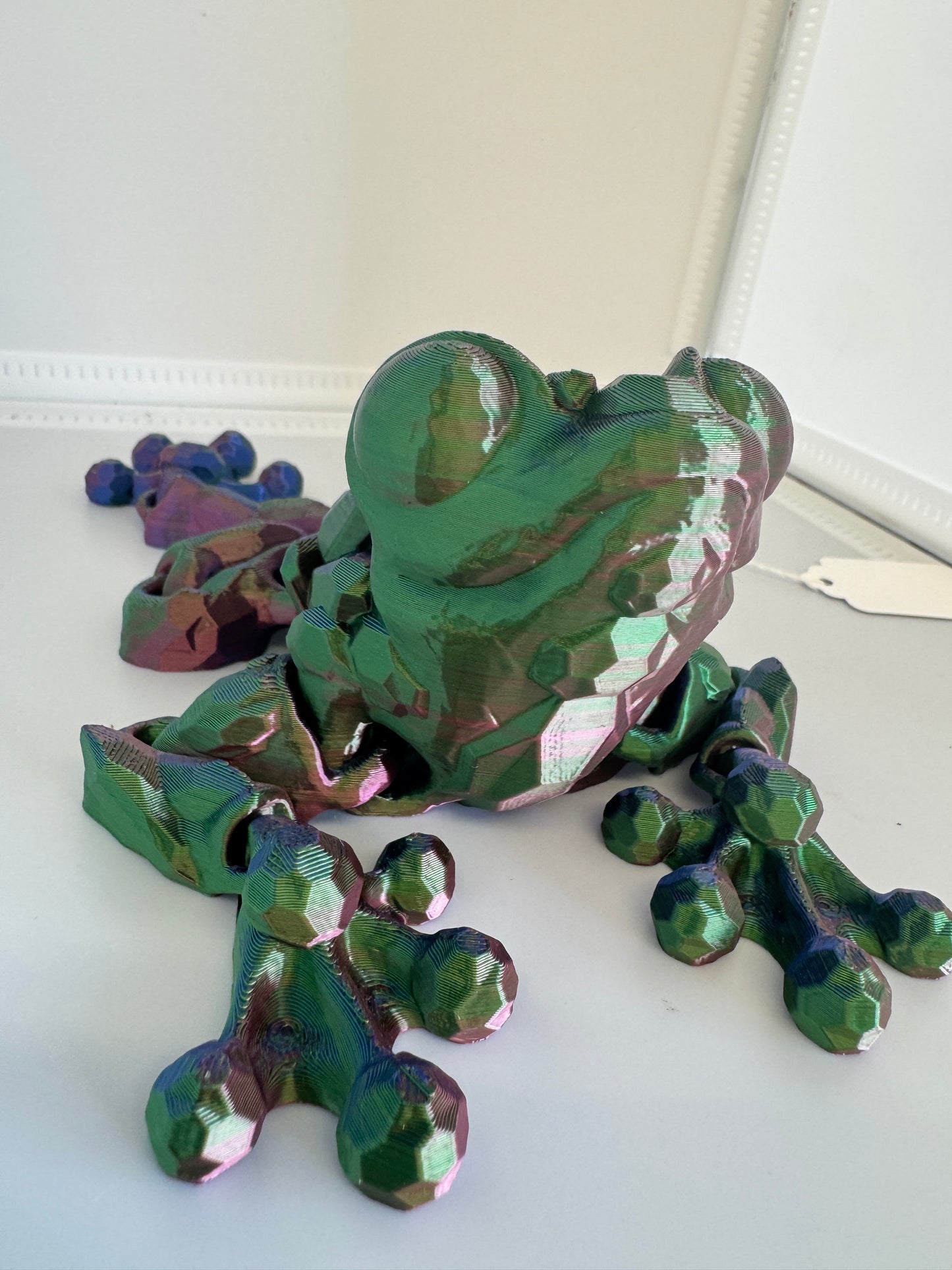 3D-Printed Handmade Creation – Giant Frog