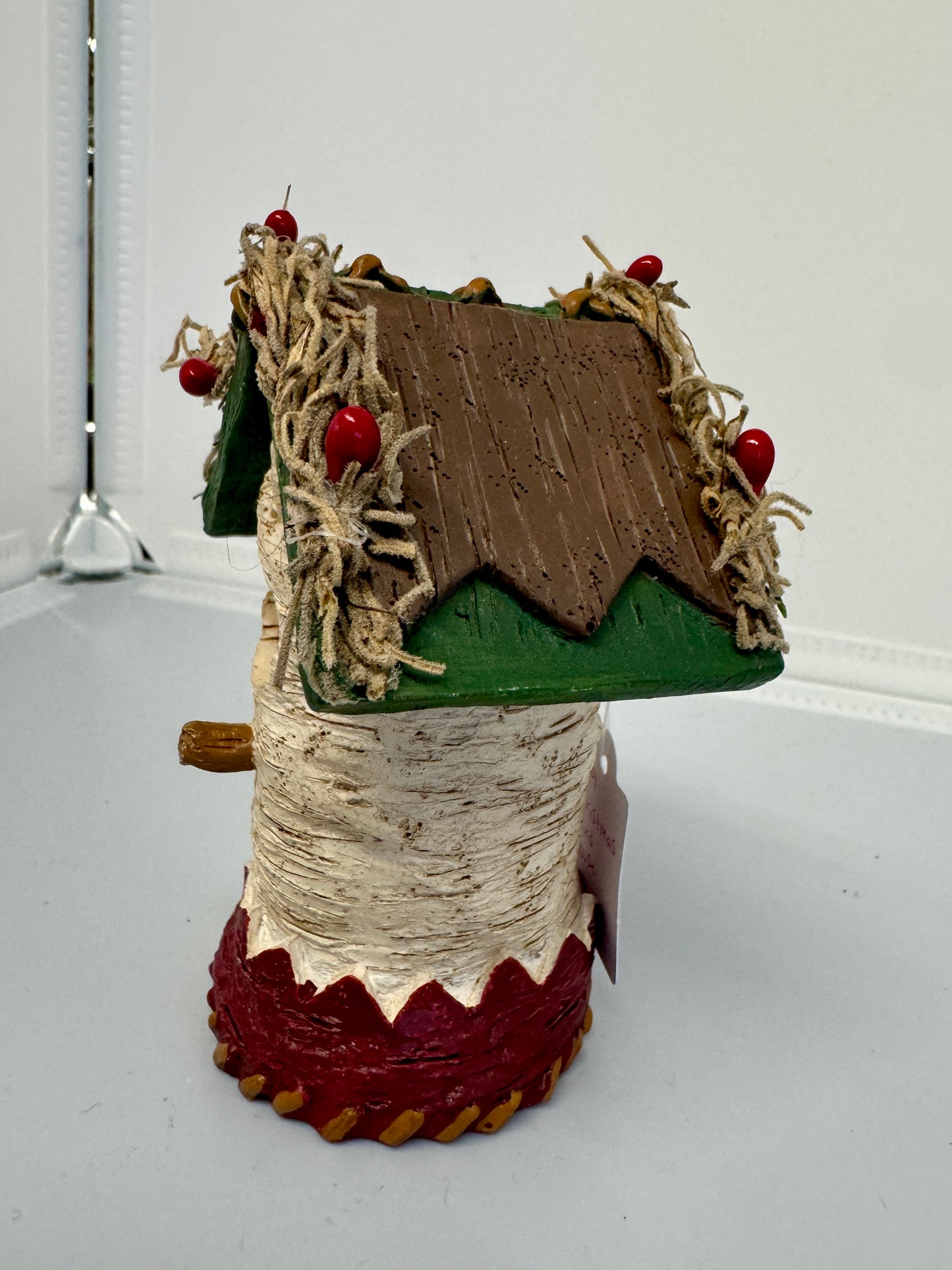 Rustic Holiday Birdhouse Décor