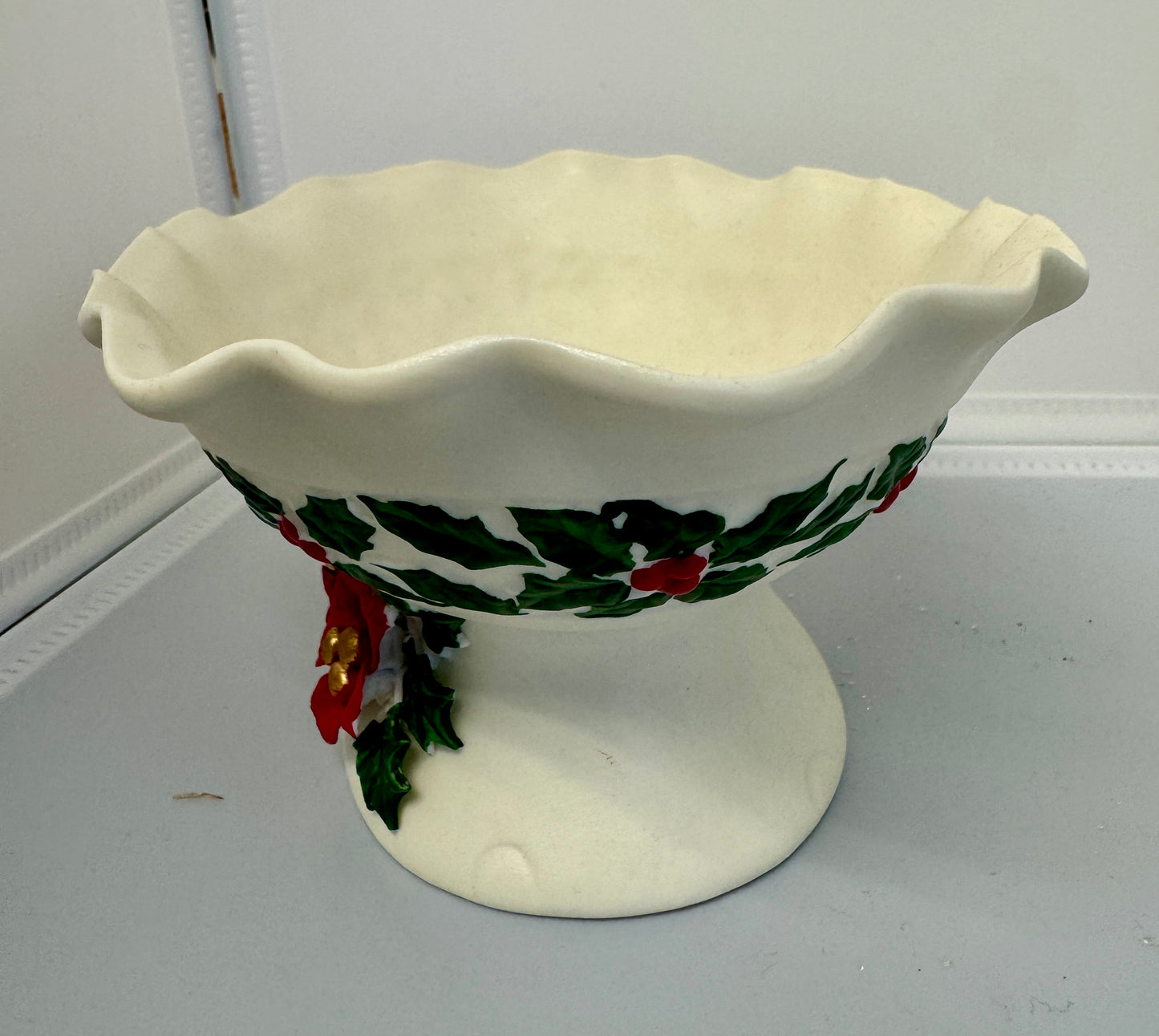 Holiday Poinsettia & Holly Pedestal Bowl
