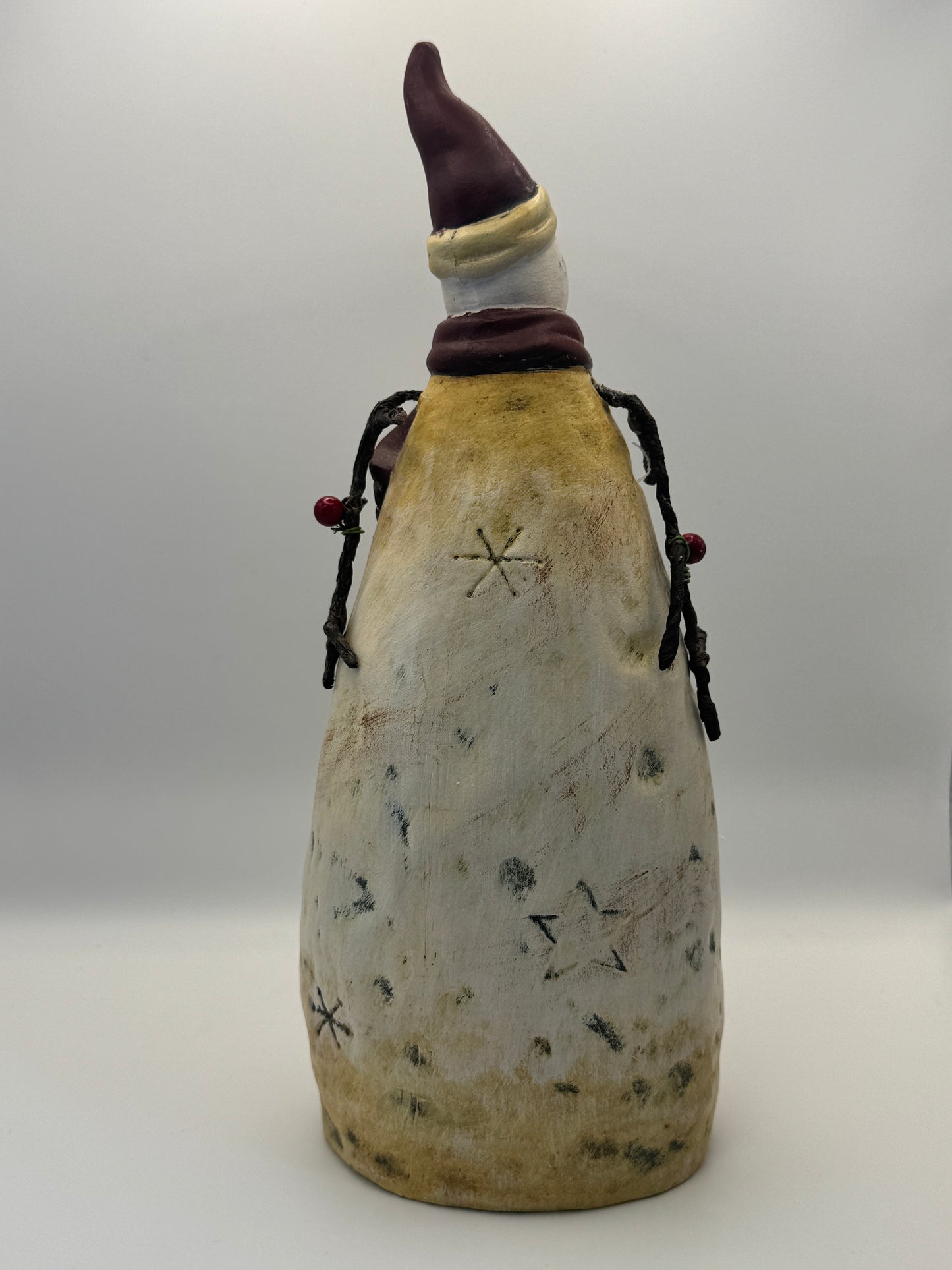 Folk Art Snowman Figurine – 11" Rustic Winter Décor