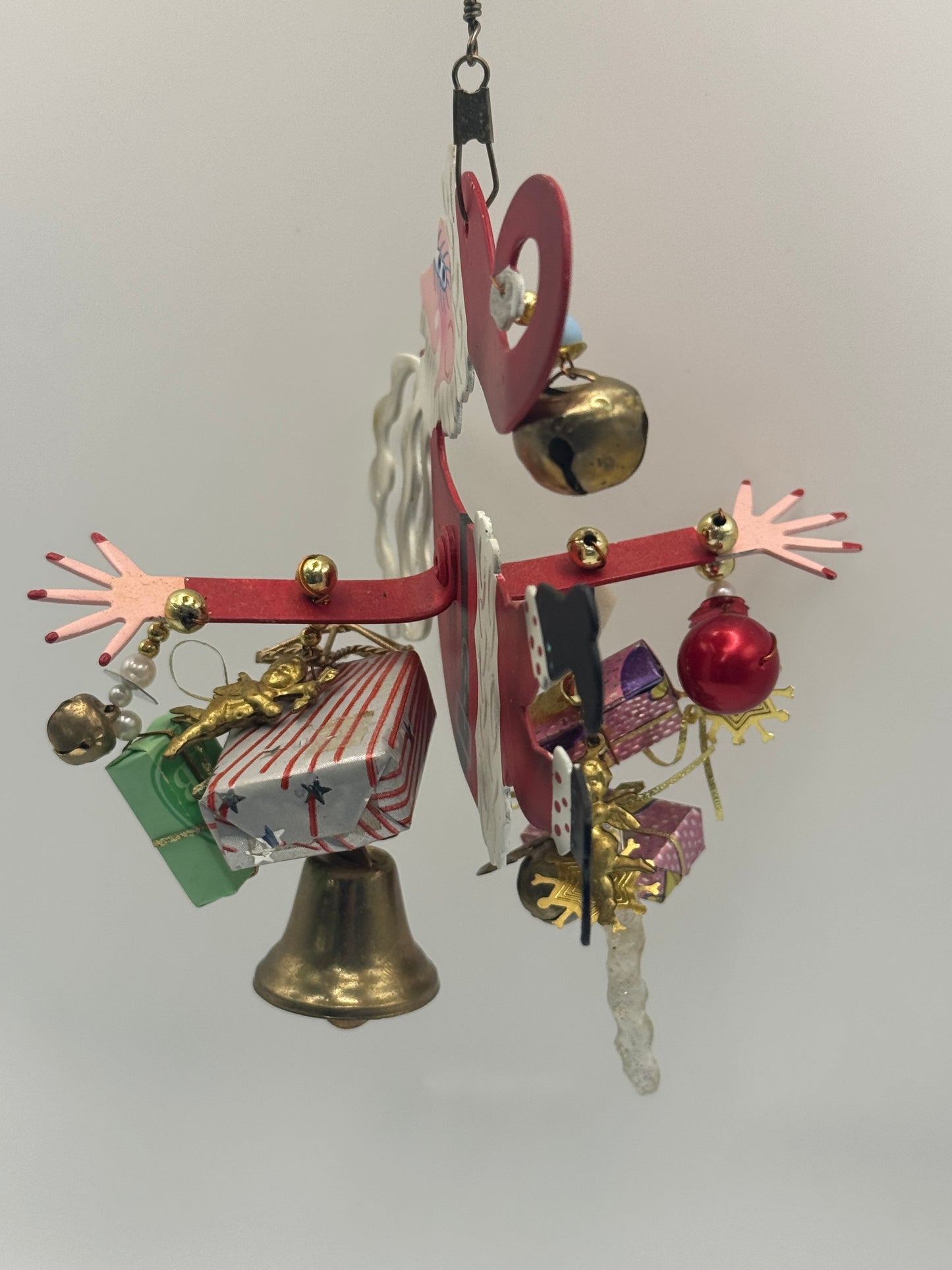 Karen Rossi Silvestri Fanciful Flights Santa Ornament – Retired
