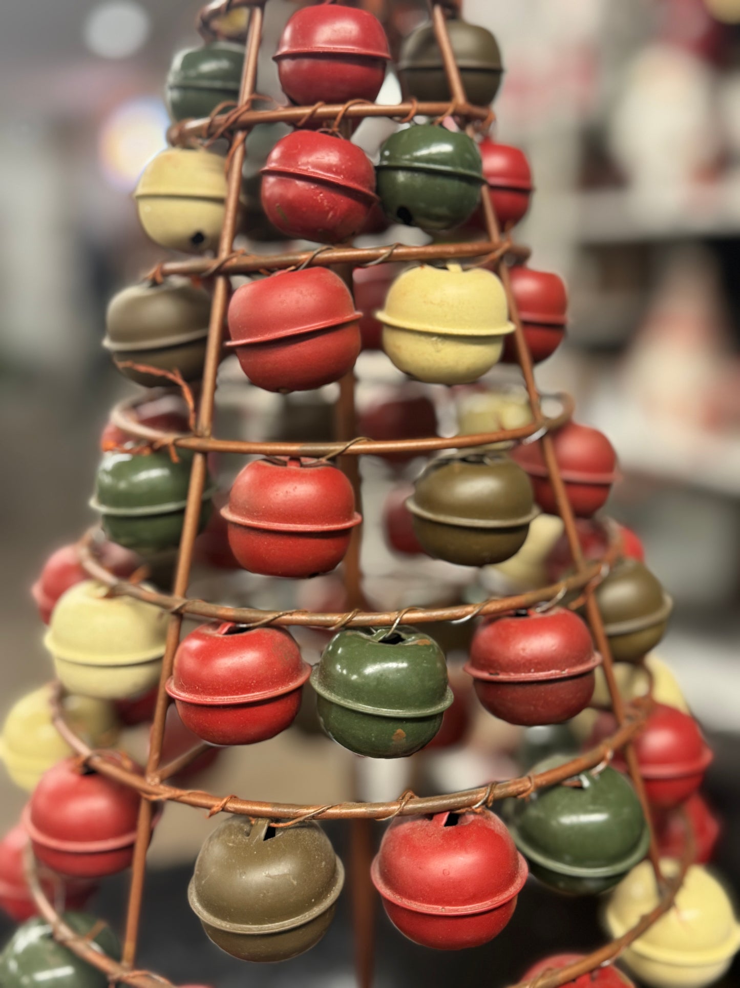 Rustic Metal Jingle Bell Christmas Tree – 18"