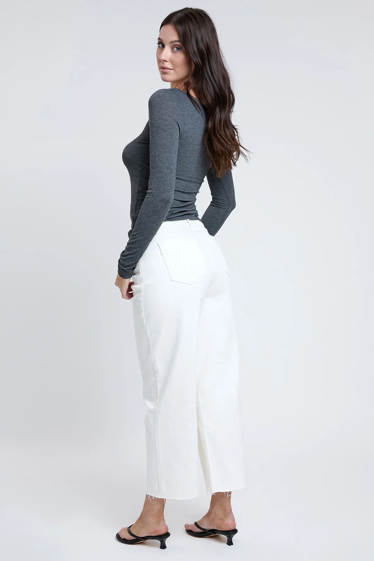 YMI WOMEN'S HIGH RISE CROPPED TROUSER JEANS WIDE LEG FIT