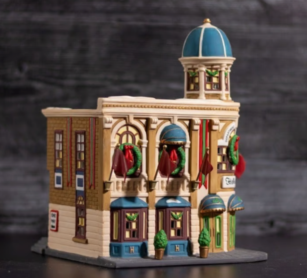 Department 56 Christmas in the City - Hollydale's Department store #55344