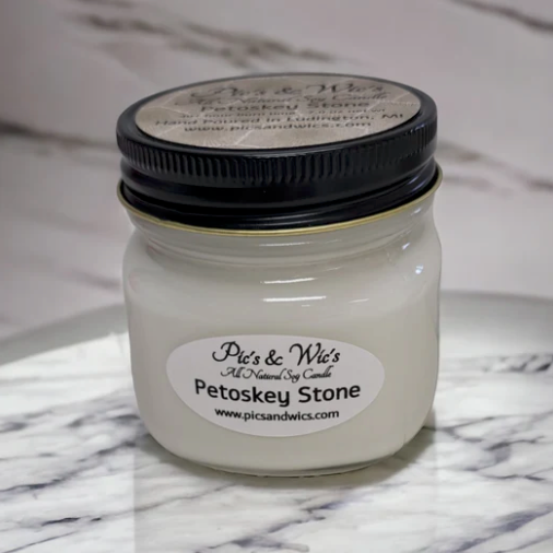 Pic’s & Wic’s Michigan Mitten Soy Candle – Hand Poured in Ludington, MI