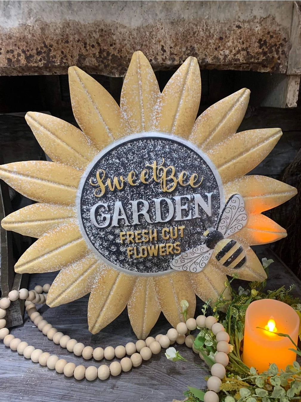Sunflower Bee Sign - 19in