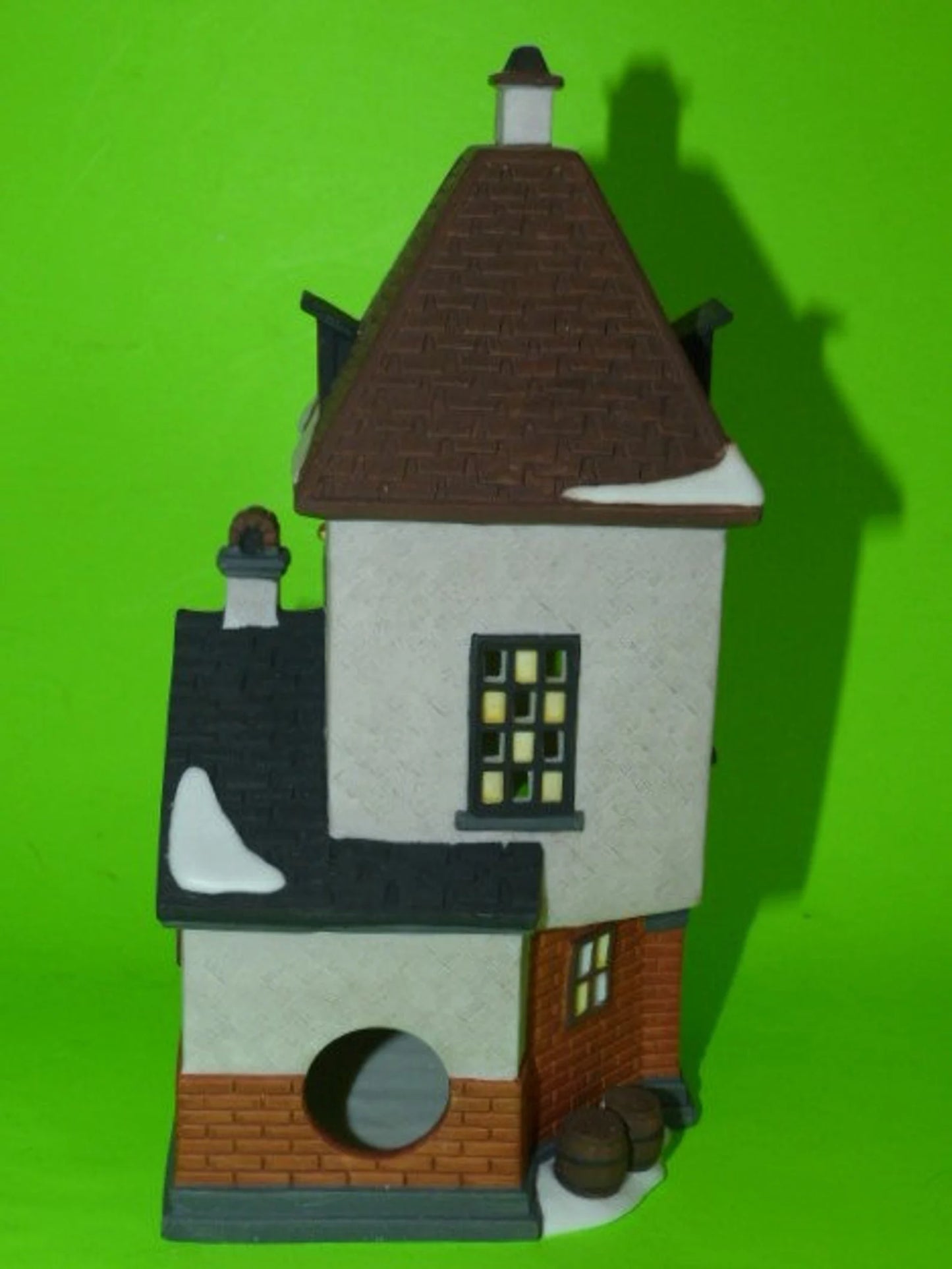 Department 56 Christmas in the City Potters Tea Seller #5880-7