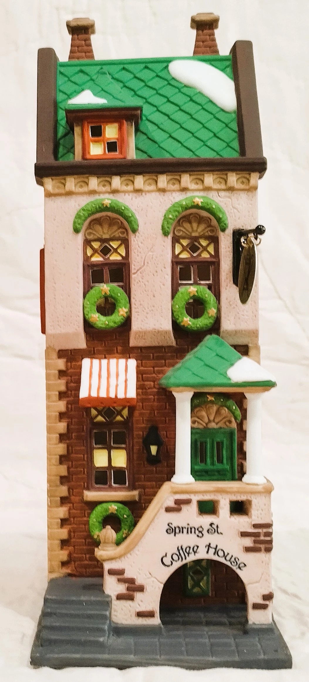 Department 56 Christmas in the City - Spring St. Coffee House #5880-7