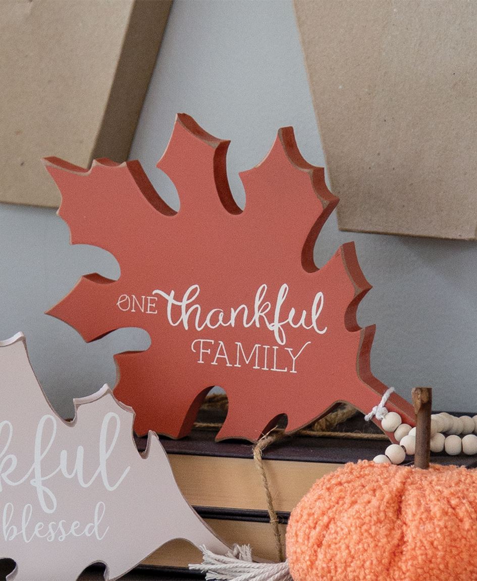 One Thankful Family Wooden Leaf Sitter
