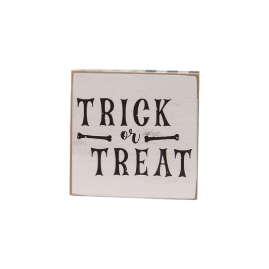 Fright This Way Square Block – Trick or Treat