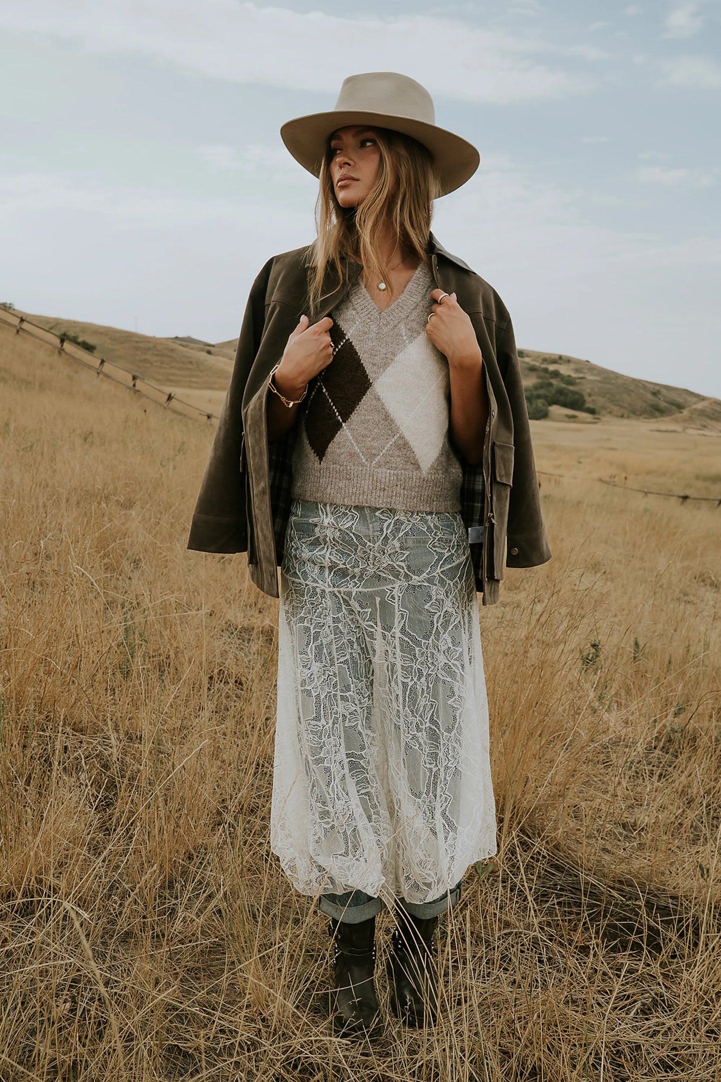 Jessie Sweater Vest – Taupe