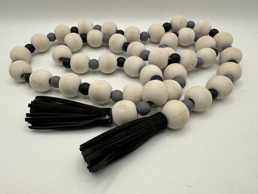 Black Tassel Wood Bead Garland – Neutral Farmhouse Decor (4 ft)