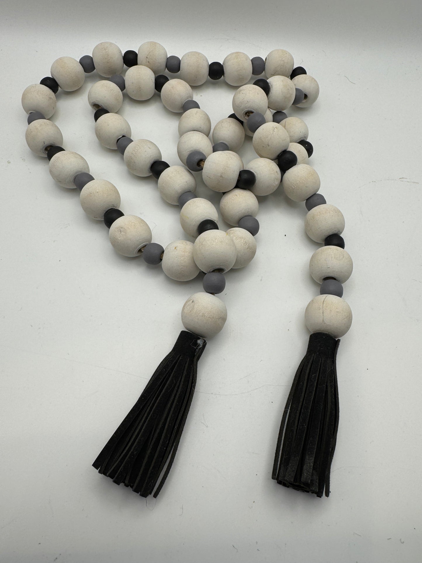 Black Tassel Wood Bead Garland – Neutral Farmhouse Decor (4 ft)