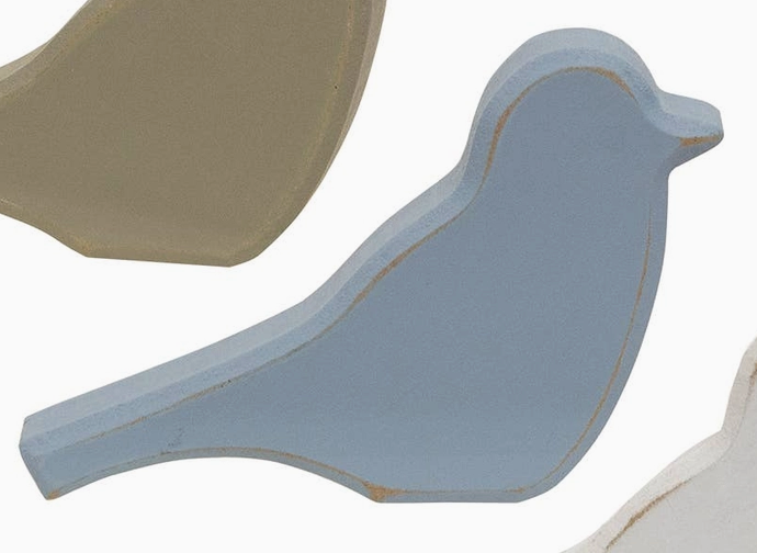 Distressed Wooden Spring Bird Sitter – 3 Assorted Colors