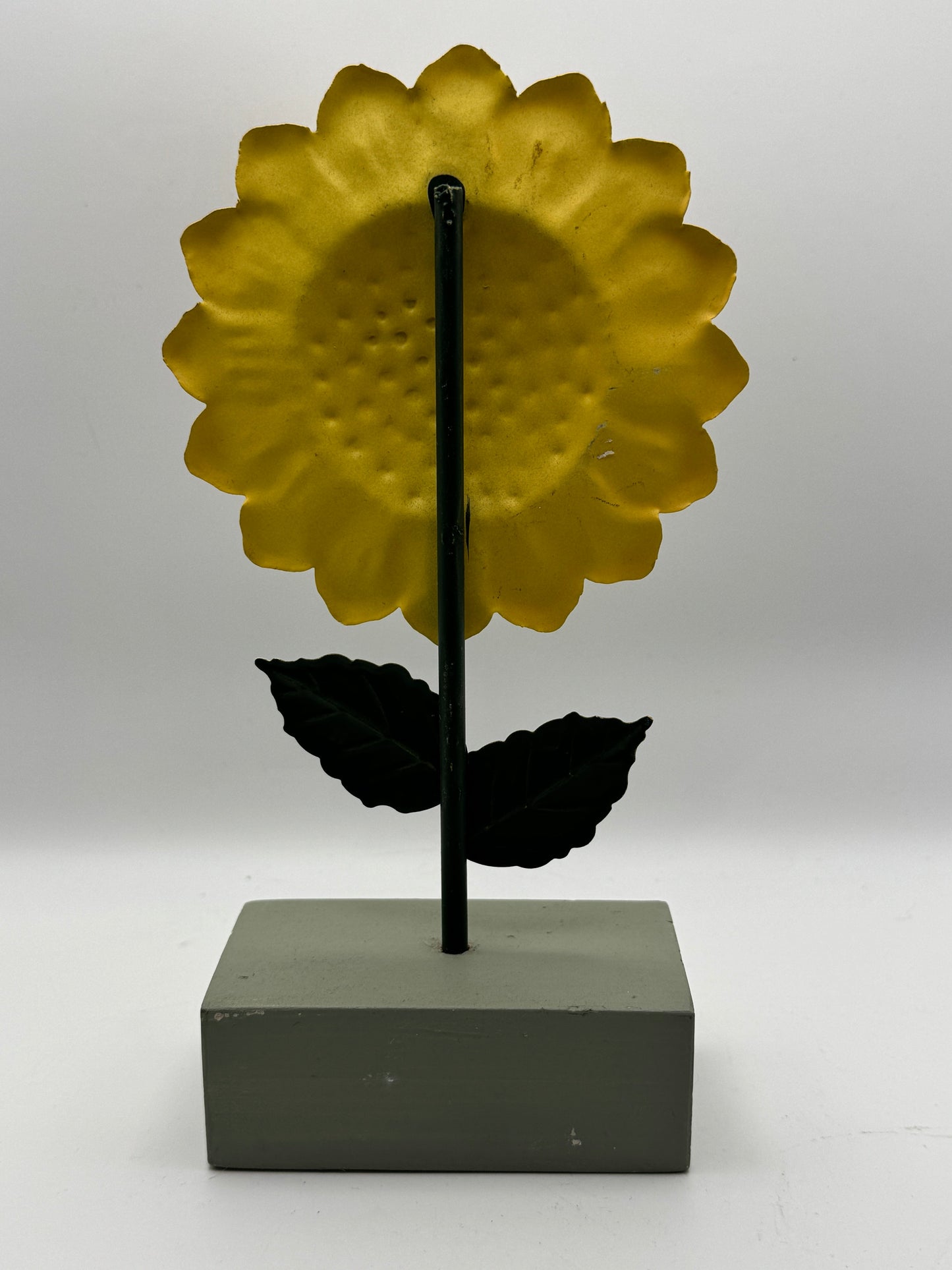 Sunflower Tabletop Sign – “Count Your Blessings” Farmhouse Decor (8.5")