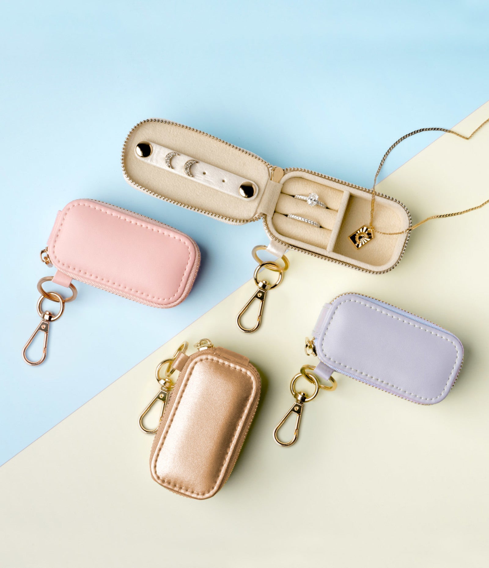 Crush™ Lost Without You Jewelry Case Keychain - Pink