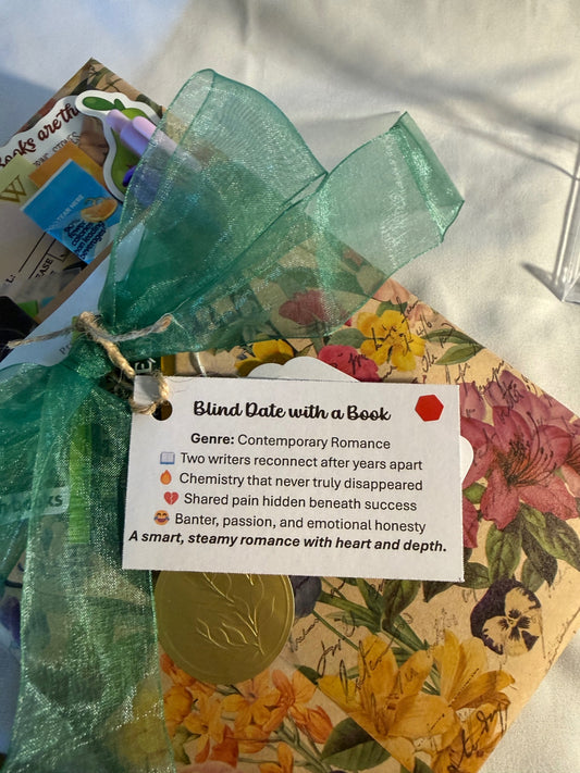 Date My Books Deluxe Blind Date Book - Romance - D103