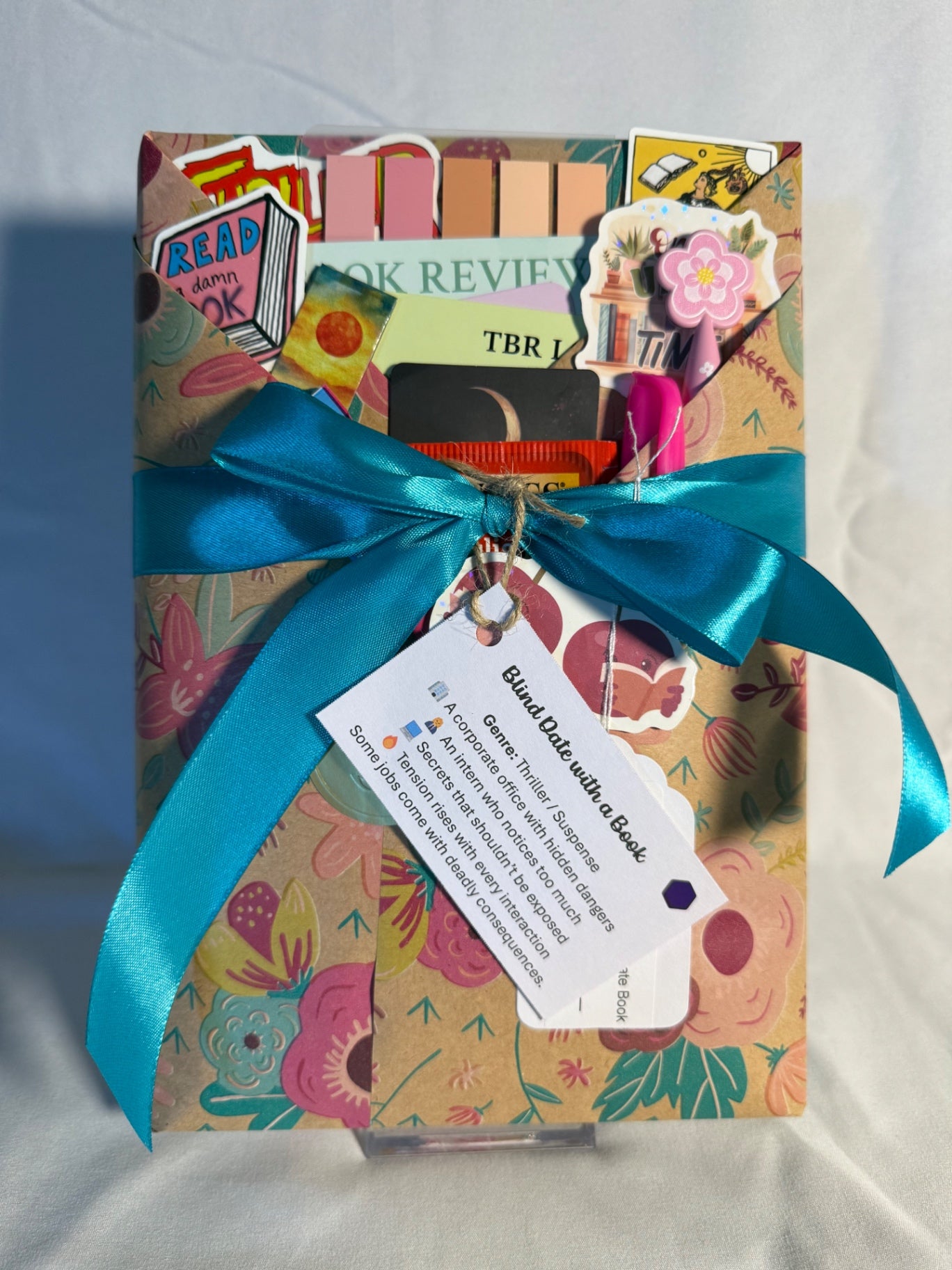 Date My Books Deluxe Blind Date Book - Mystery/Thriller - D68