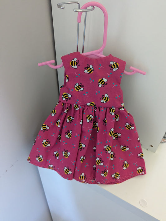 Mama Bear Sewing Den LLC Accessories - - Pink Bee