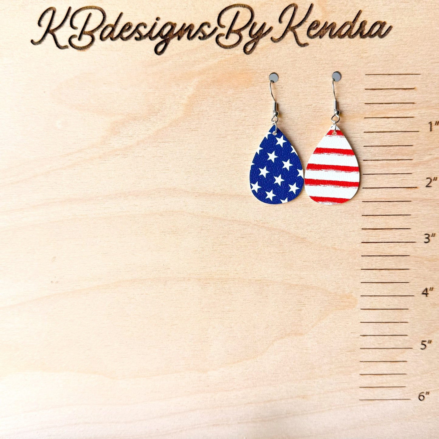1" Stars and Stripes Teardrop Earrings (00L0NK)